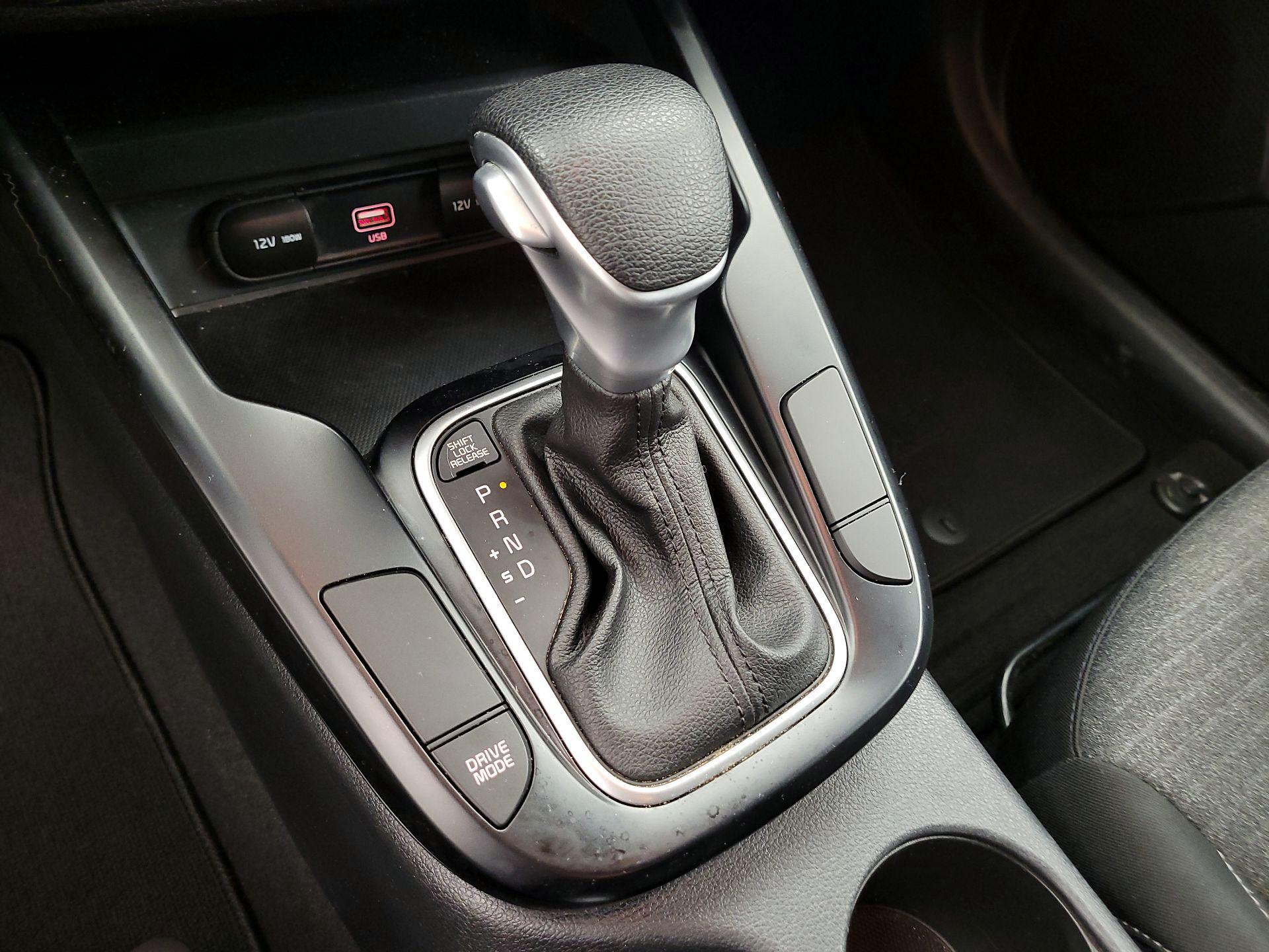 Thumbnail: 2020 Kia Soul - 17