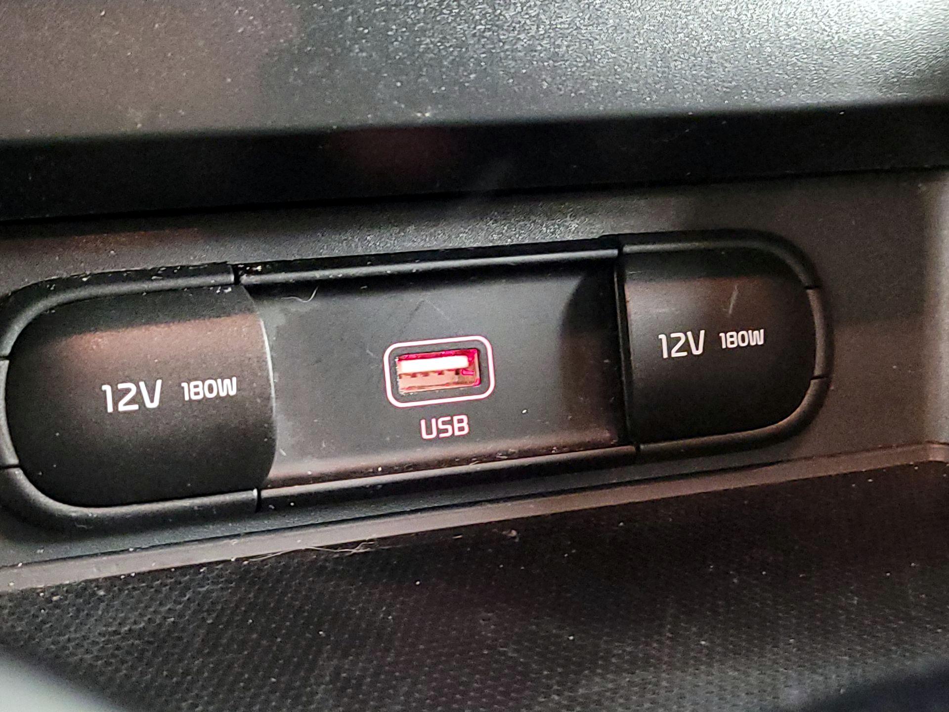 Thumbnail: 2020 Kia Soul - 18