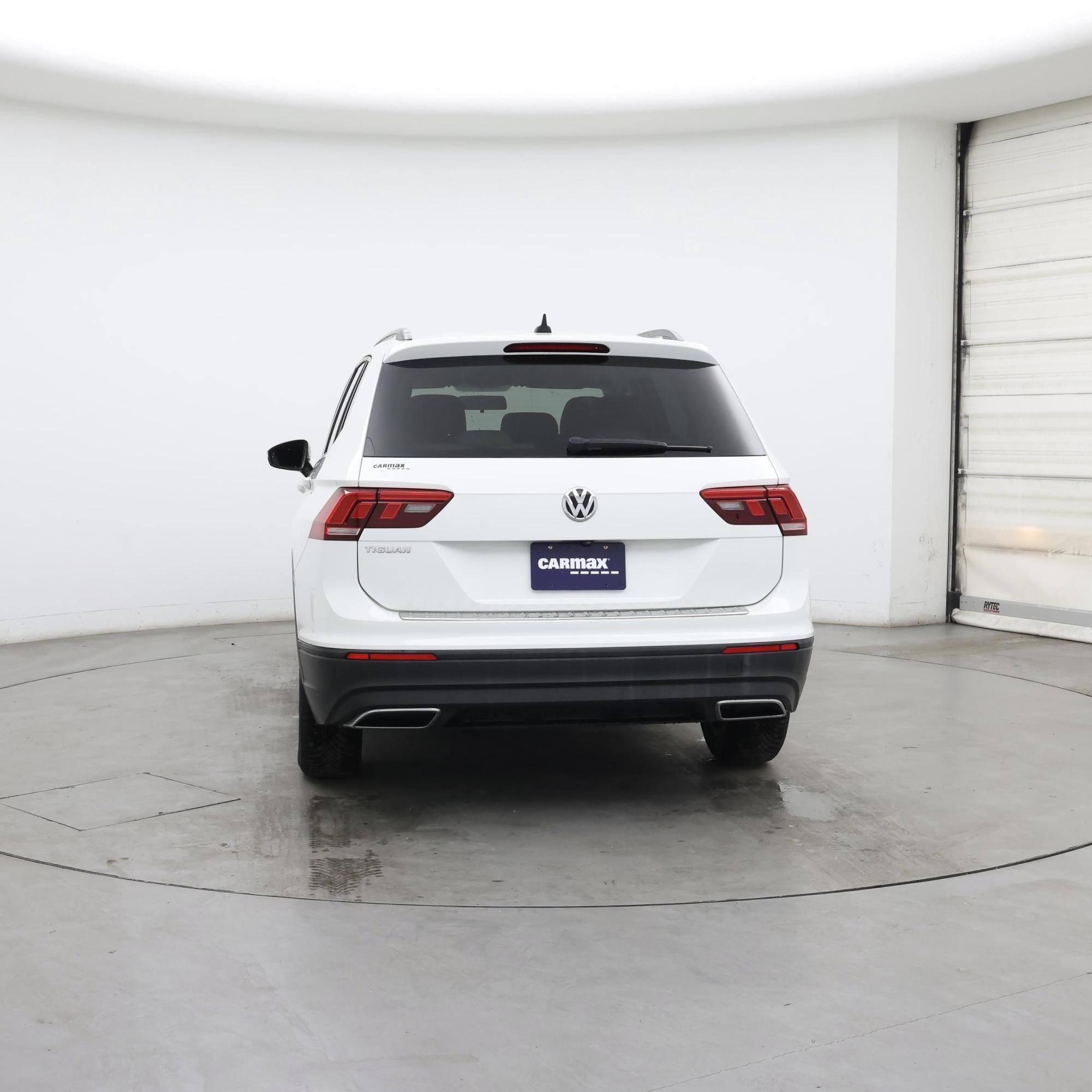 Thumbnail: 2020 Volkswagen Tiguan - 6