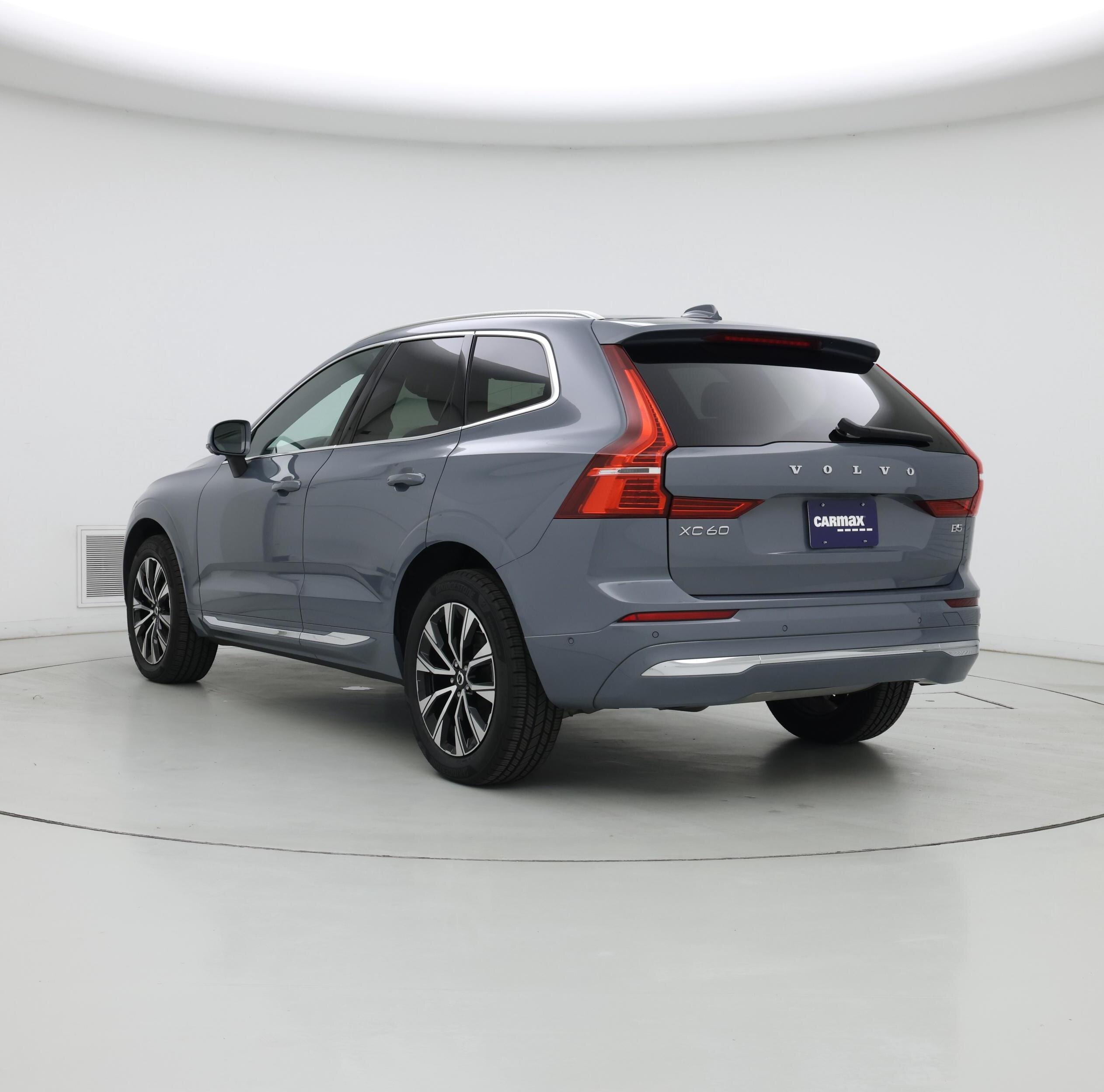 Thumbnail: 2023 Volvo XC60 - 2