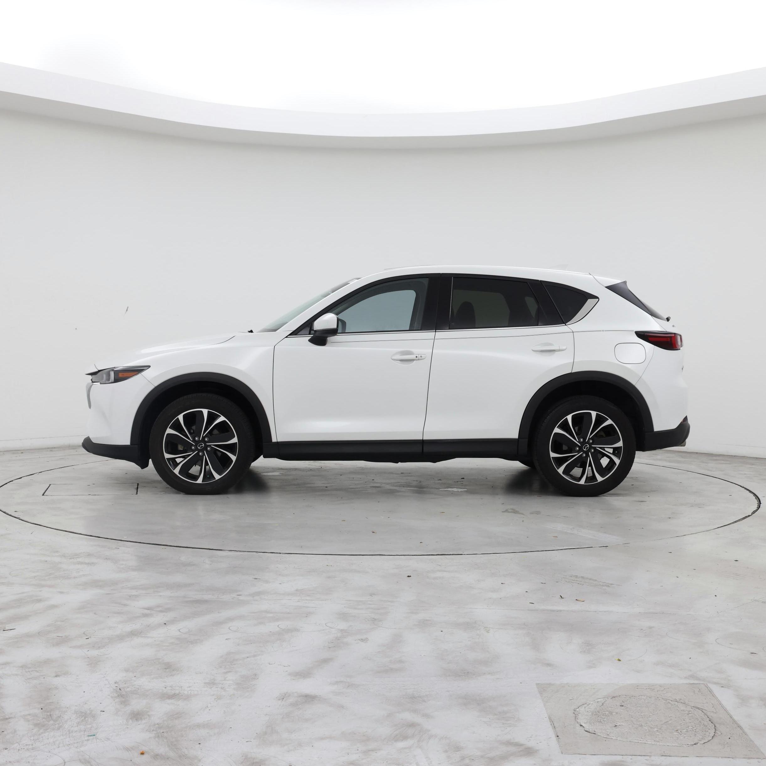 Thumbnail: 2023 Mazda CX-5 - 3