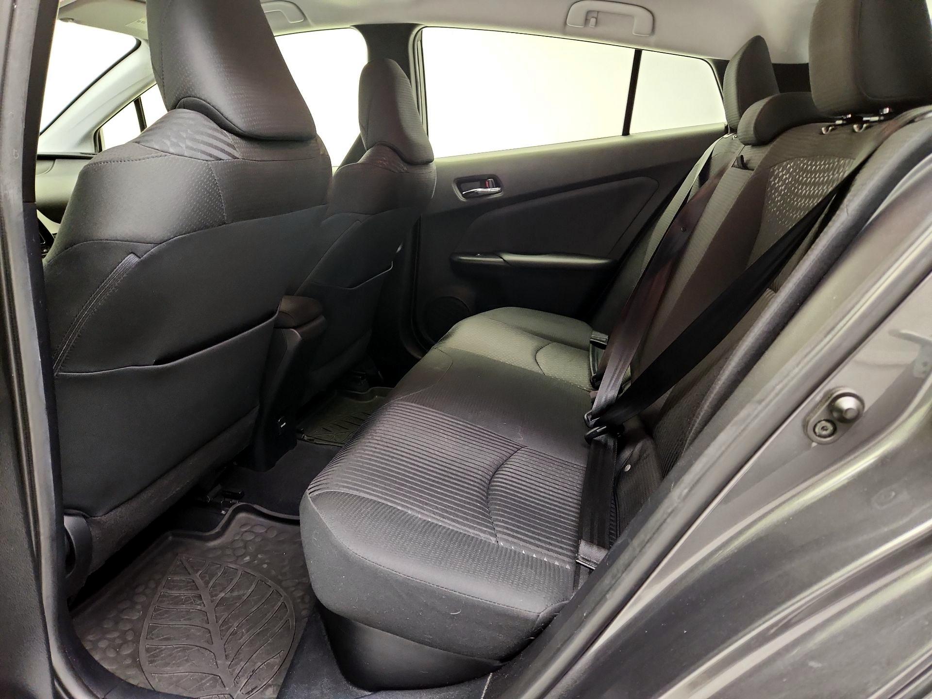 Thumbnail: 2017 Toyota Prius - 19