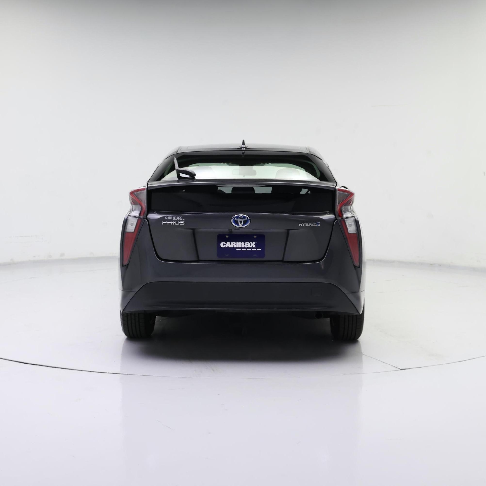 Thumbnail: 2017 Toyota Prius - 6