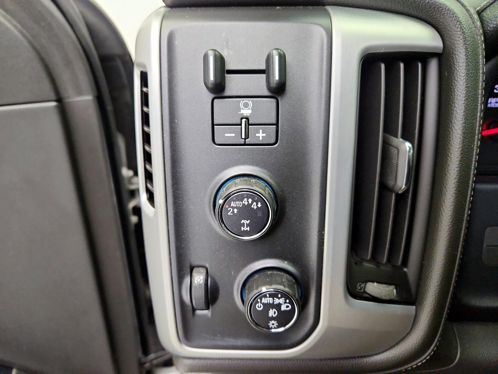 Thumbnail: 2017 GMC Sierra 1500 - 12