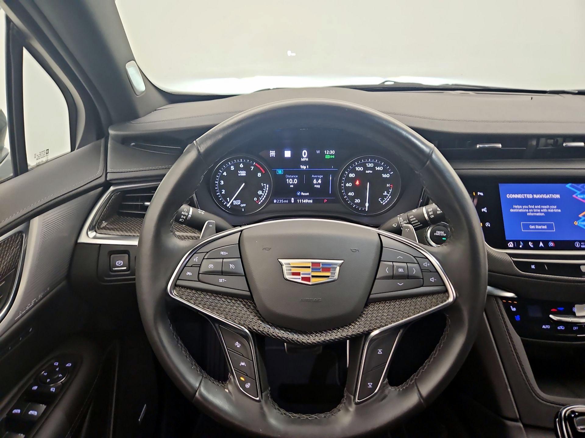 Thumbnail: 2023 Cadillac XT5 - 10