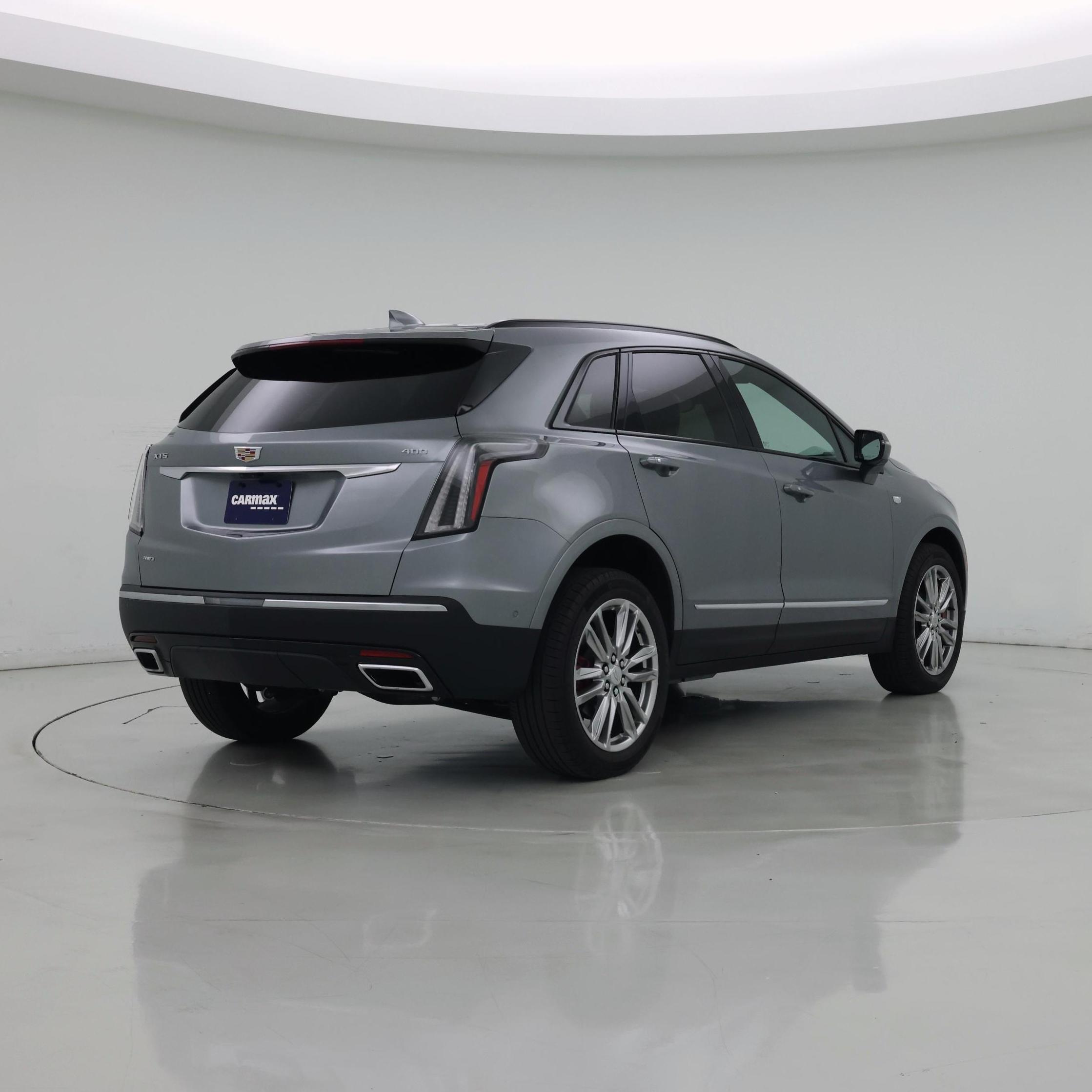 Thumbnail: 2023 Cadillac XT5 - 8