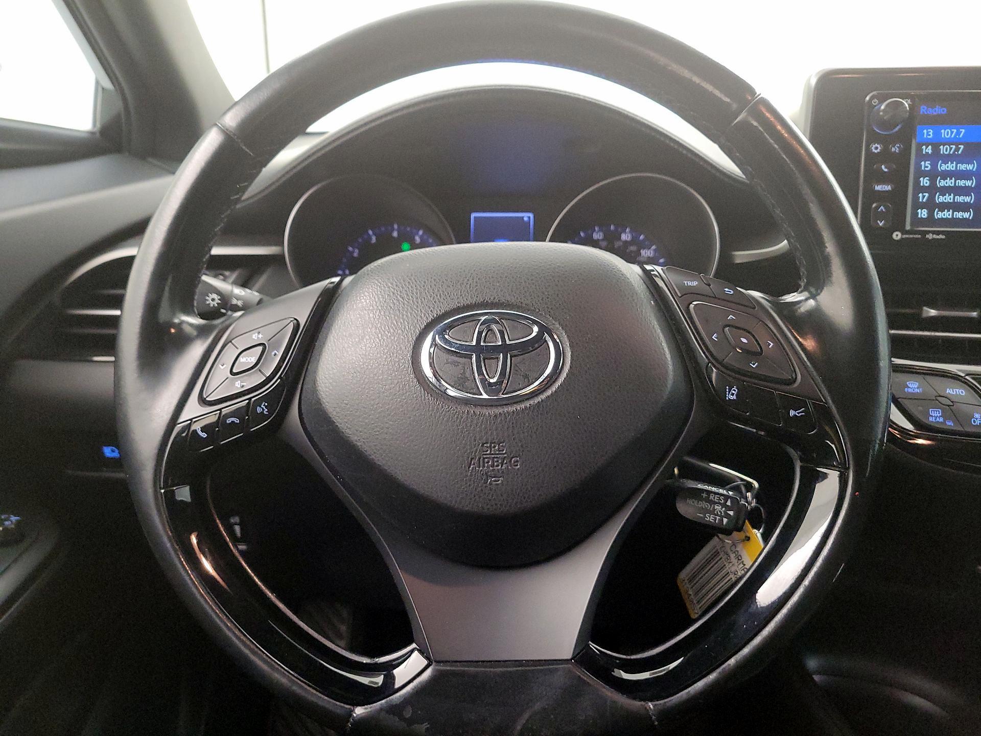 Thumbnail: 2018 Toyota C-HR - 10