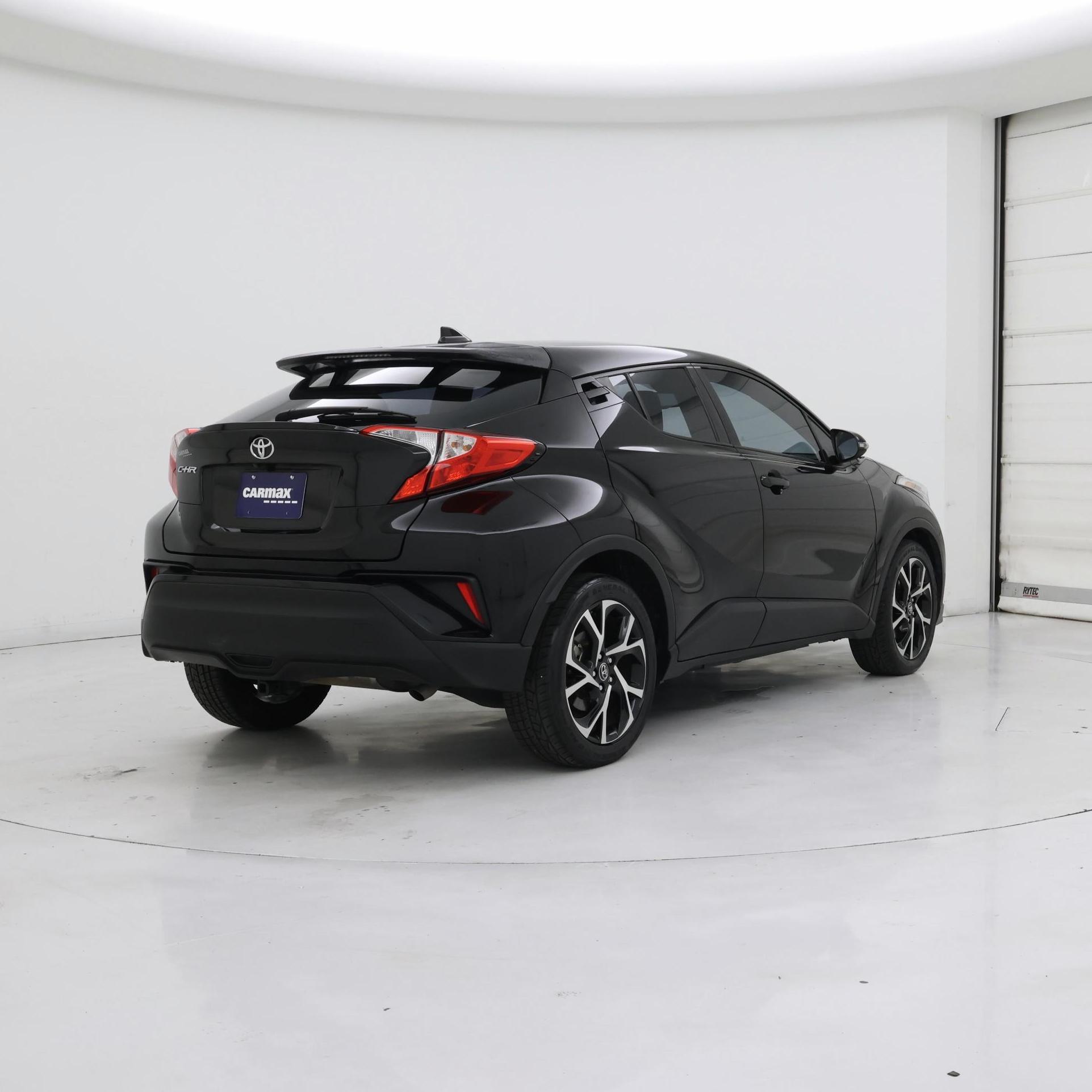 Thumbnail: 2018 Toyota C-HR - 8