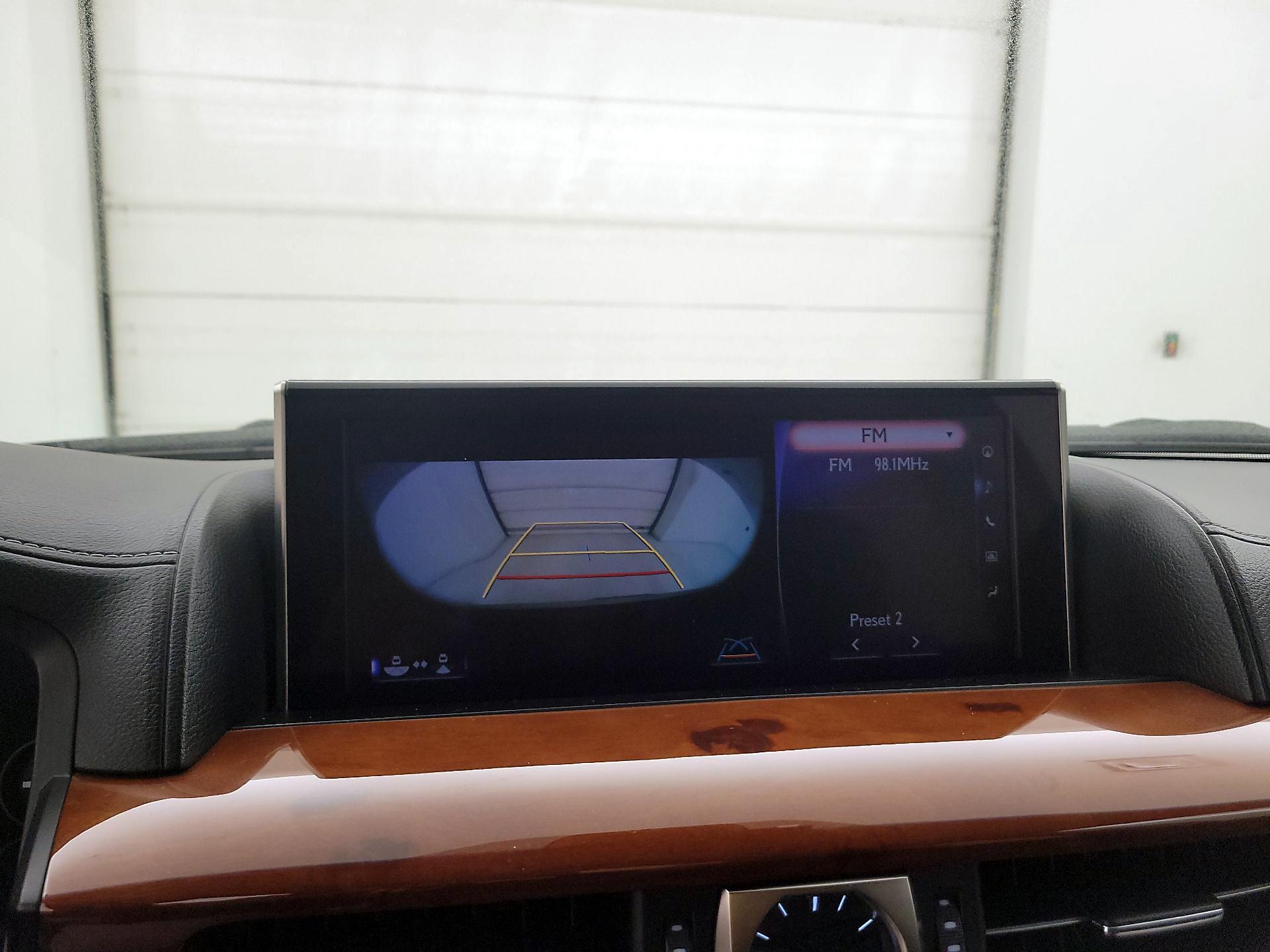 Thumbnail: 2018 Lexus LX - 15