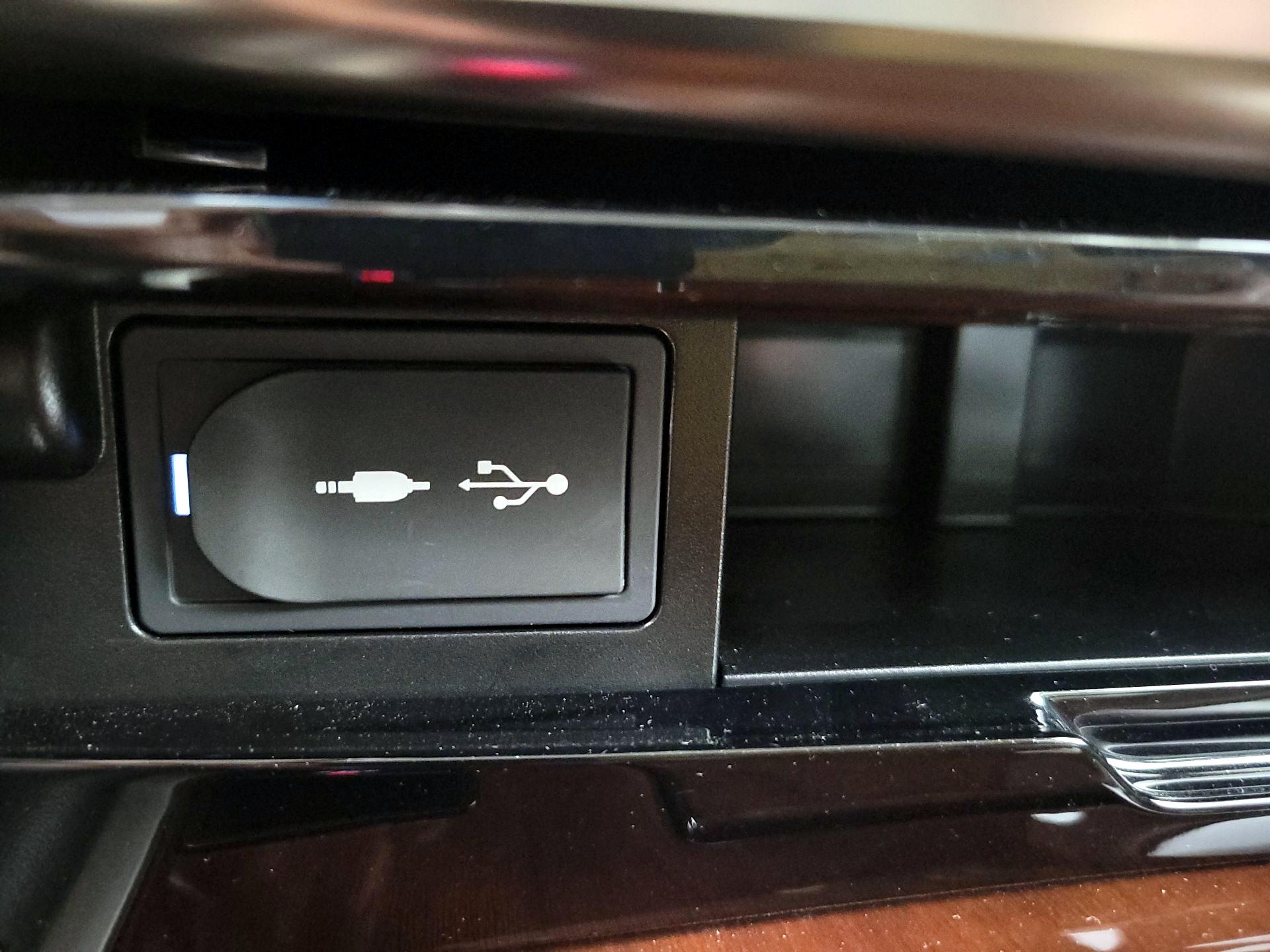 Thumbnail: 2018 Lexus LX - 19