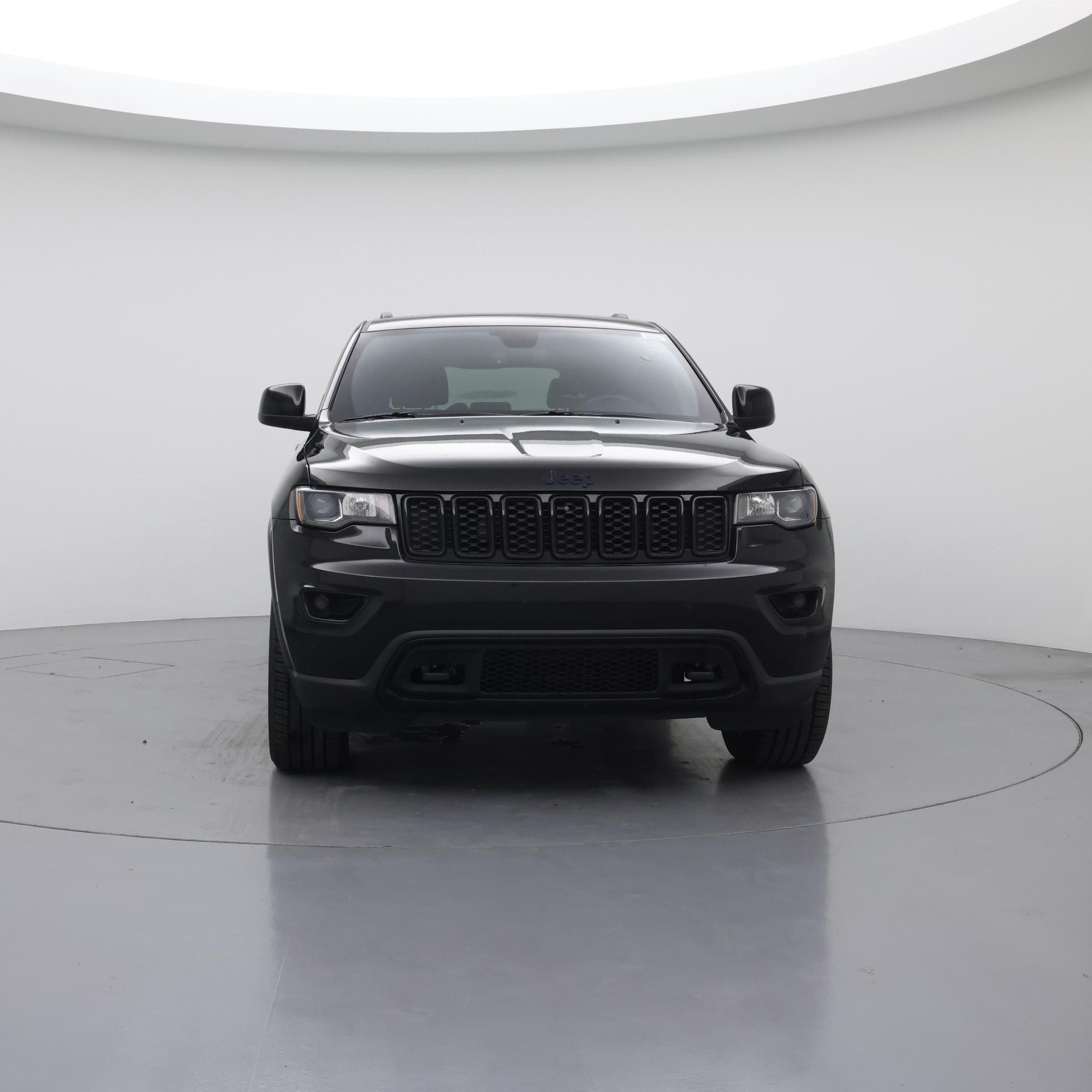 Thumbnail: 2018 Jeep Grand Cherokee - 5