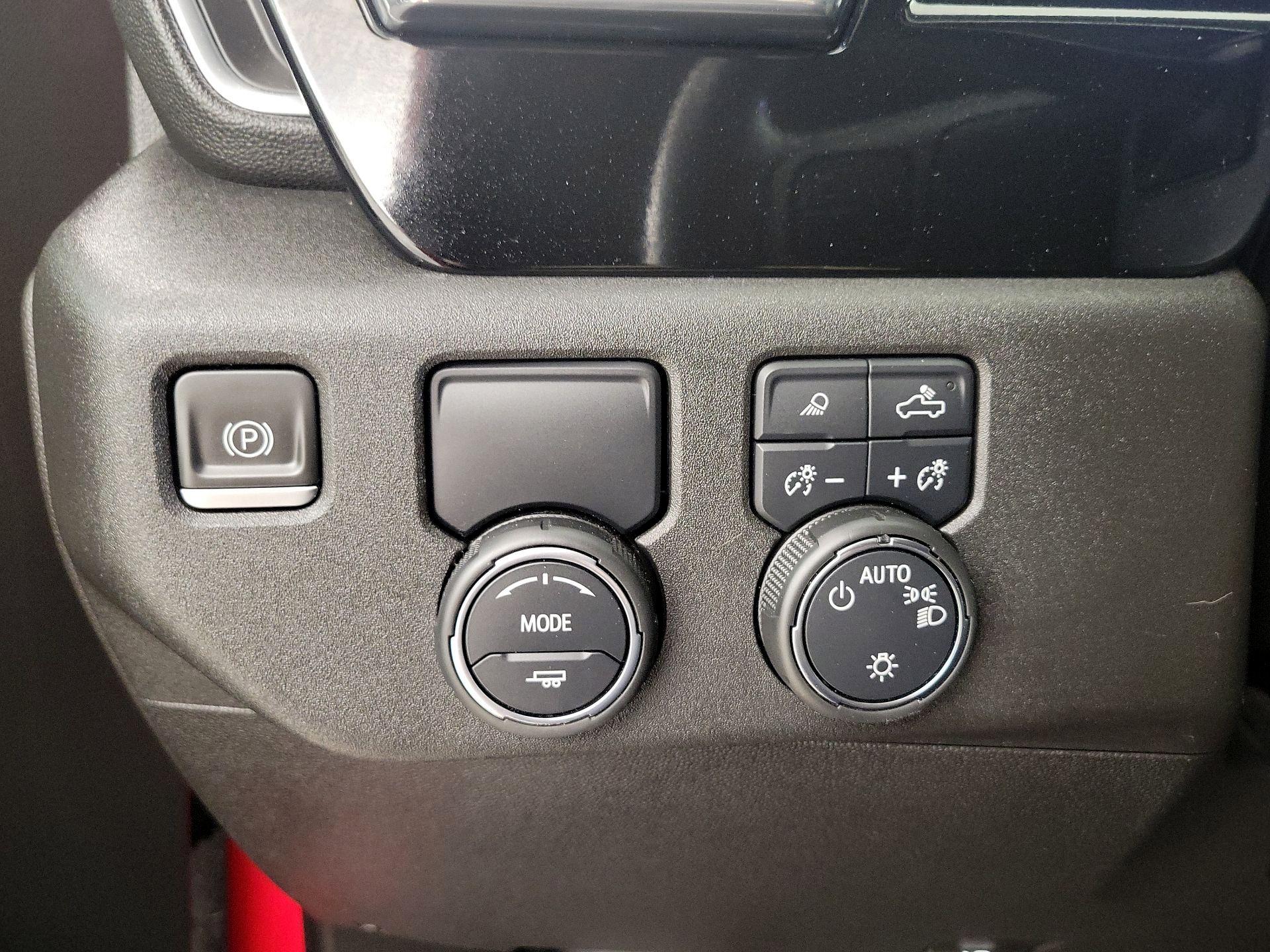 Thumbnail: 2023 Chevrolet Silverado 1500 - 13