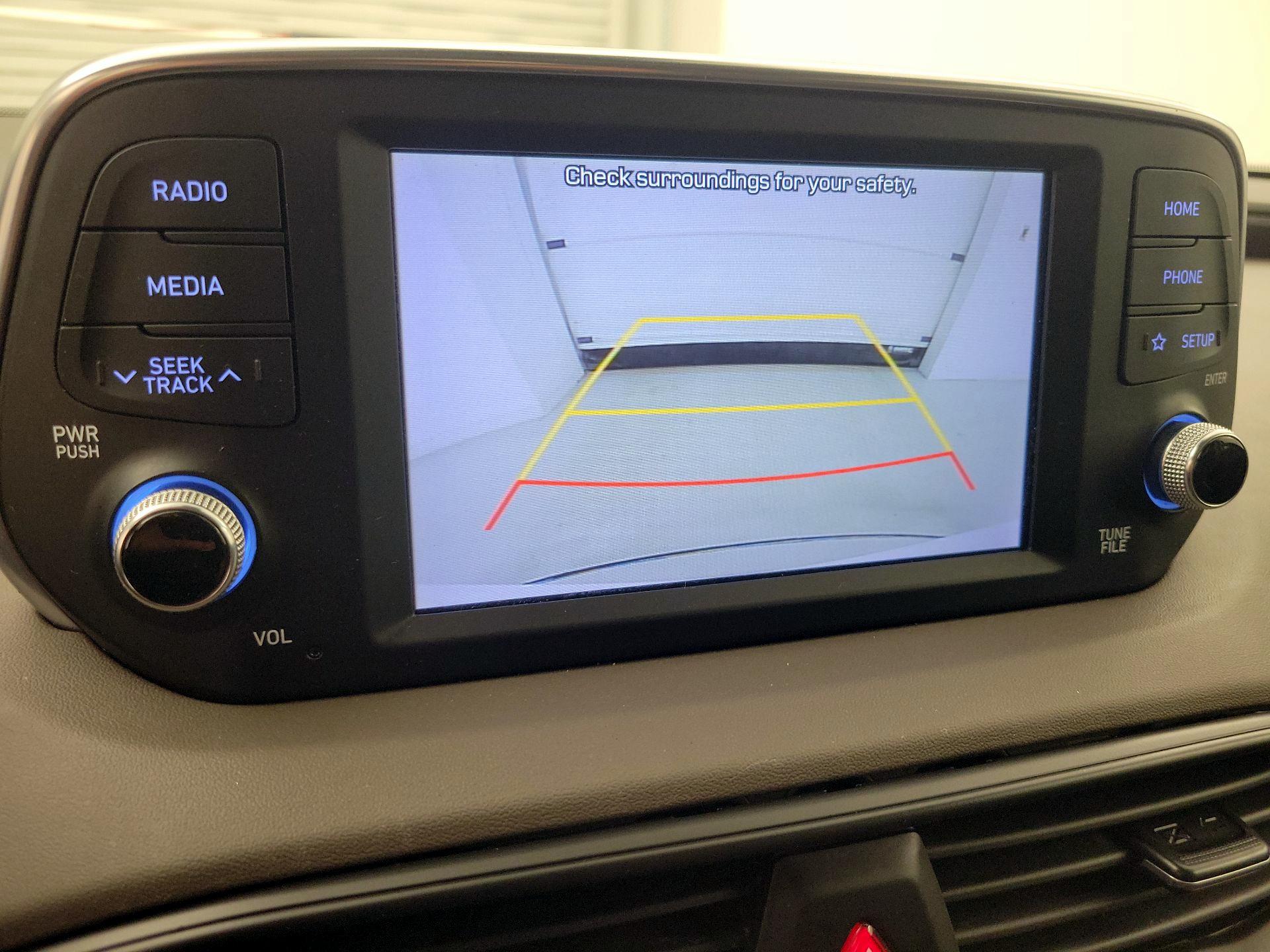 Thumbnail: 2020 Hyundai Santa Fe - 14