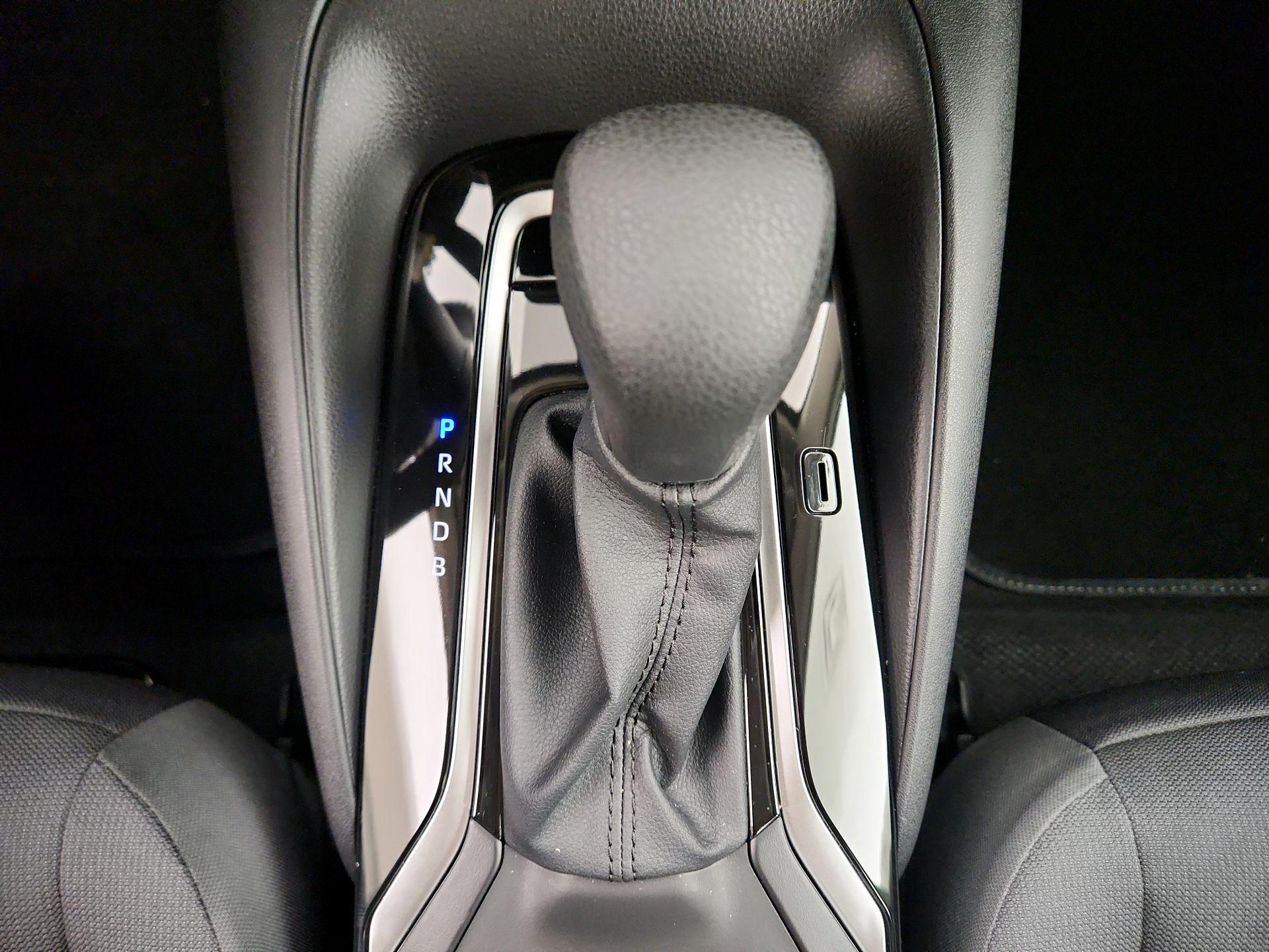 Thumbnail: 2025 Toyota Corolla - 17