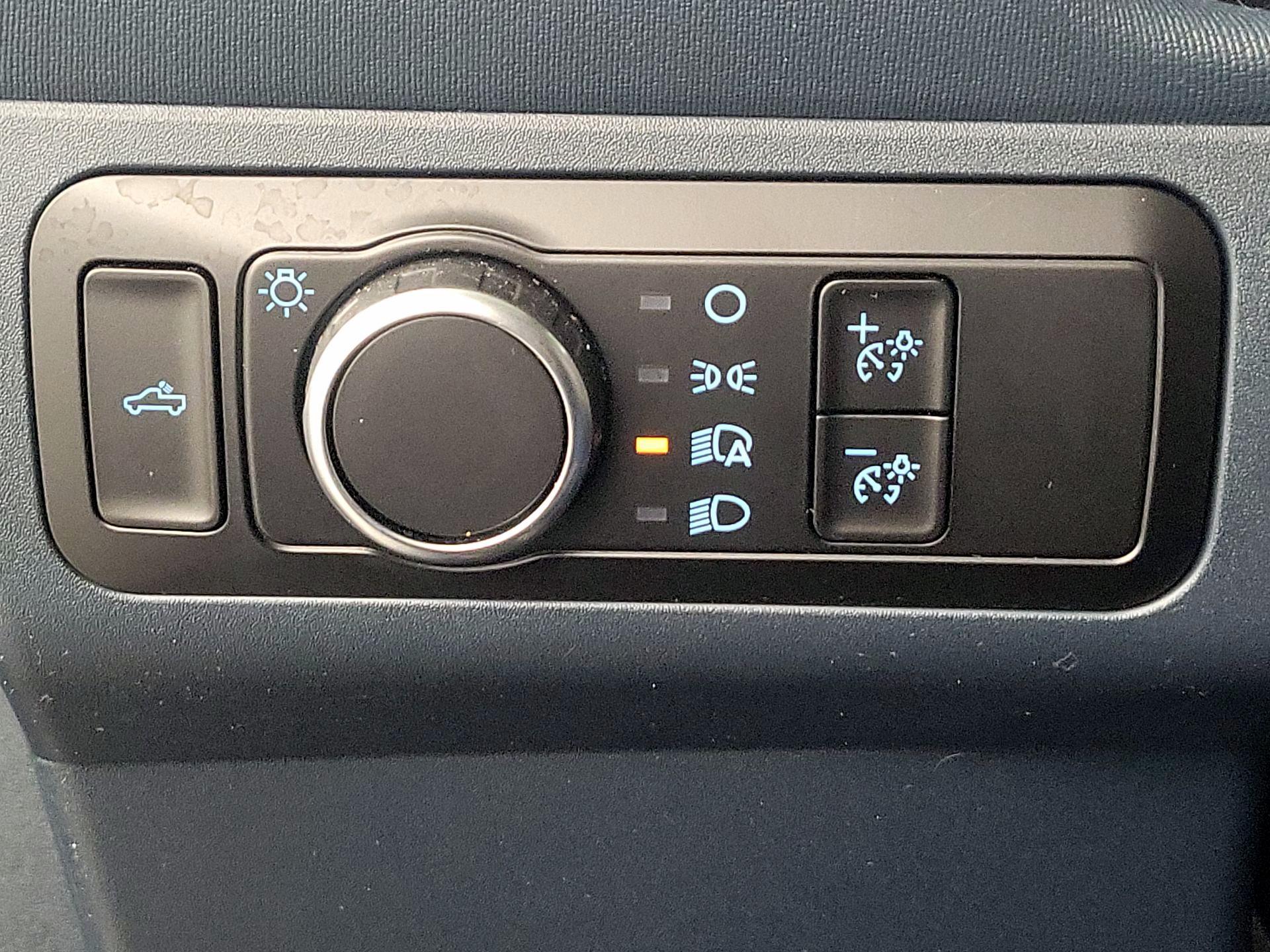 Thumbnail: 2025 Ford Maverick - 13