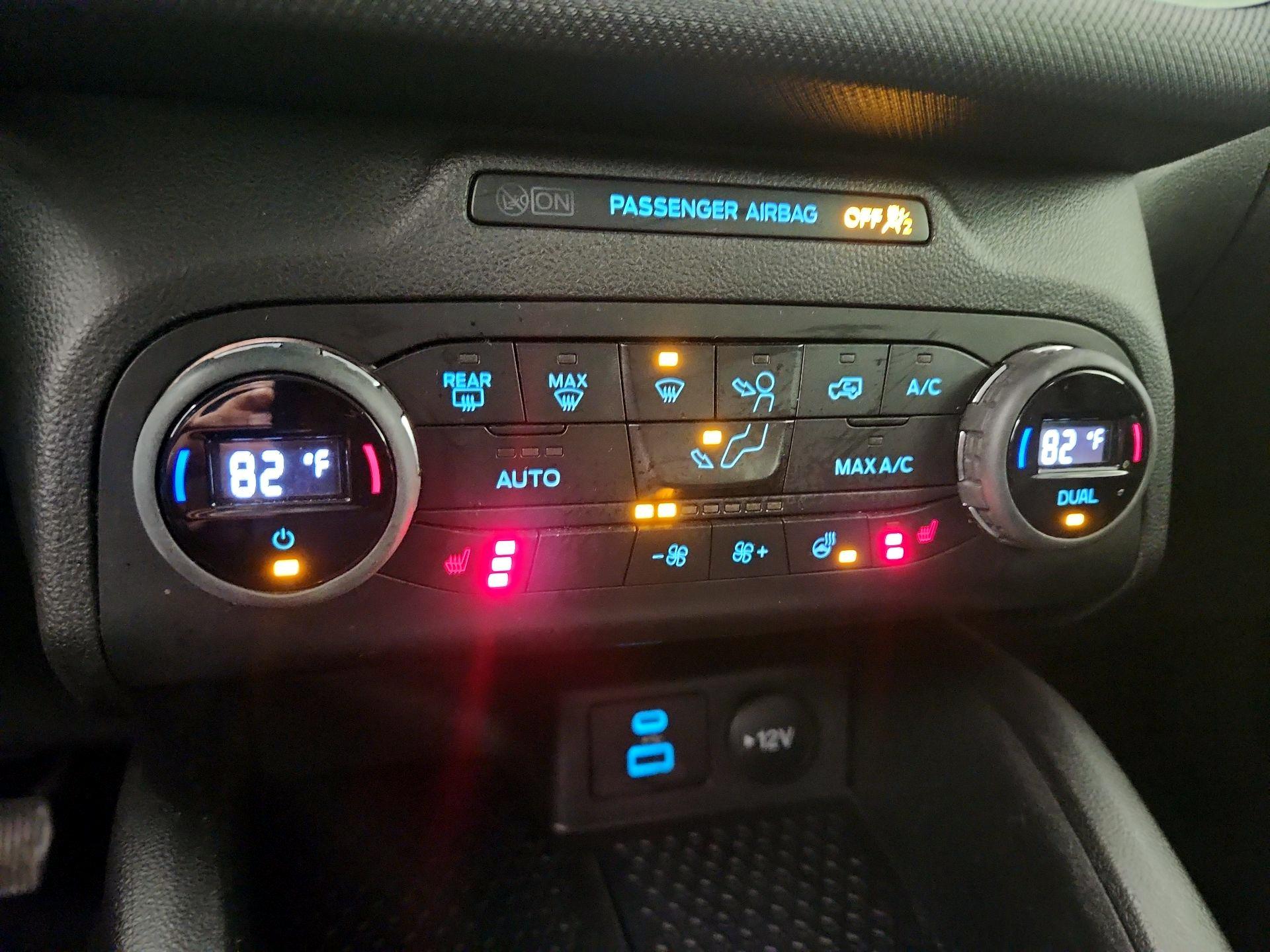 Thumbnail: 2021 Ford Bronco Sport - 16