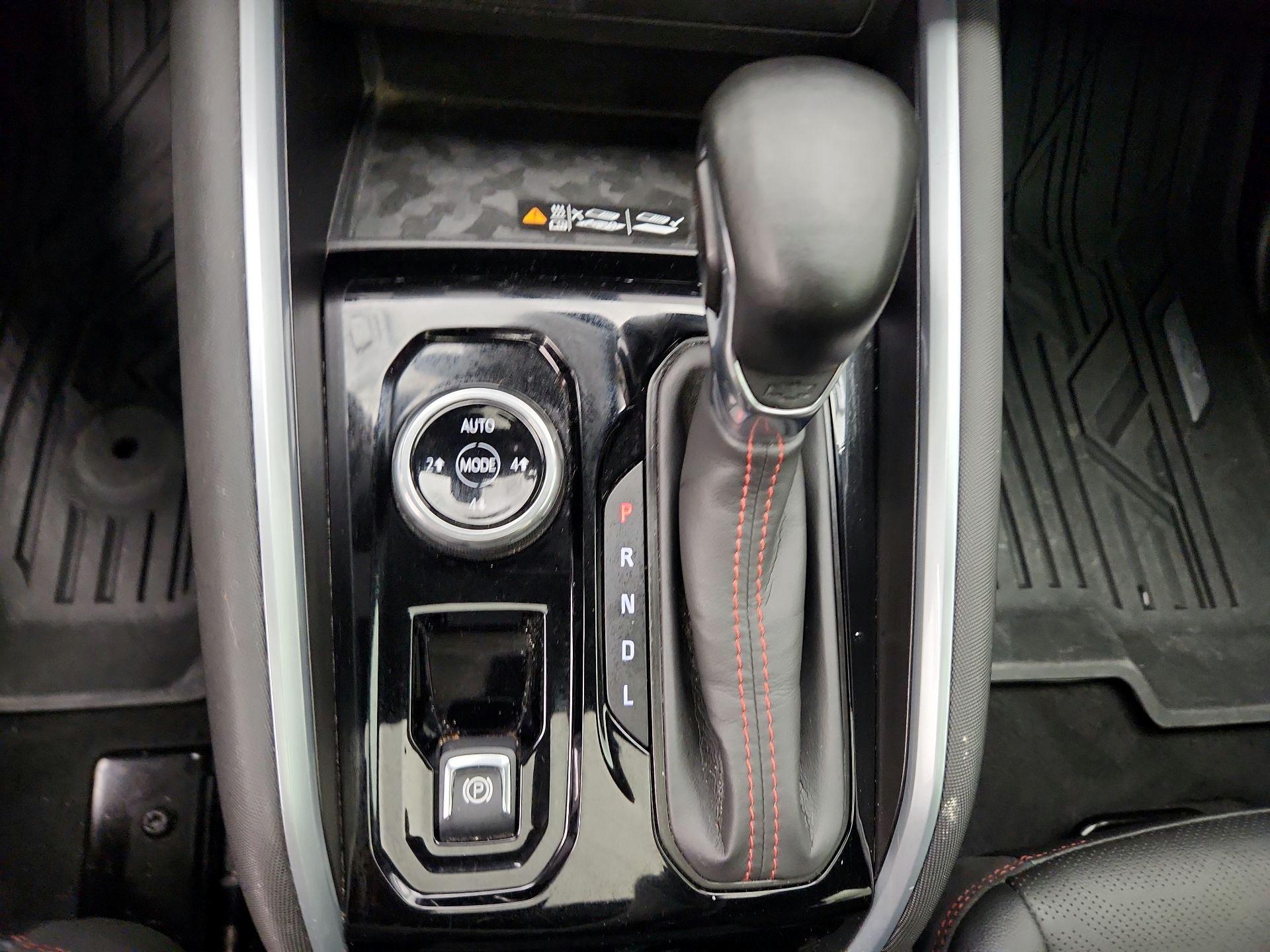 Thumbnail: 2024 Chevrolet Colorado - 18