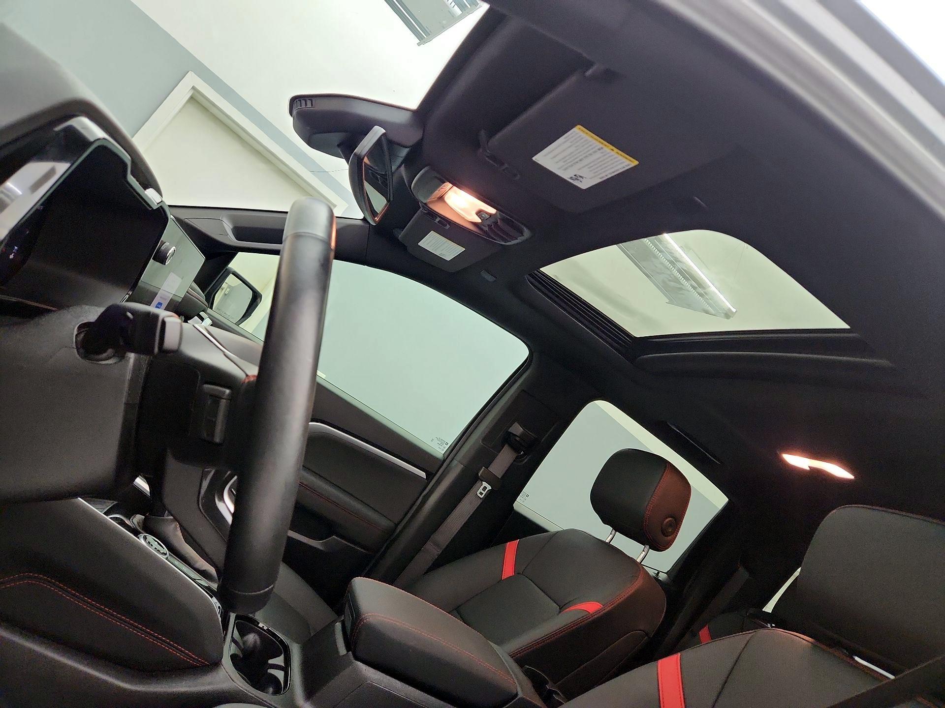 Thumbnail: 2024 Chevrolet Colorado - 20