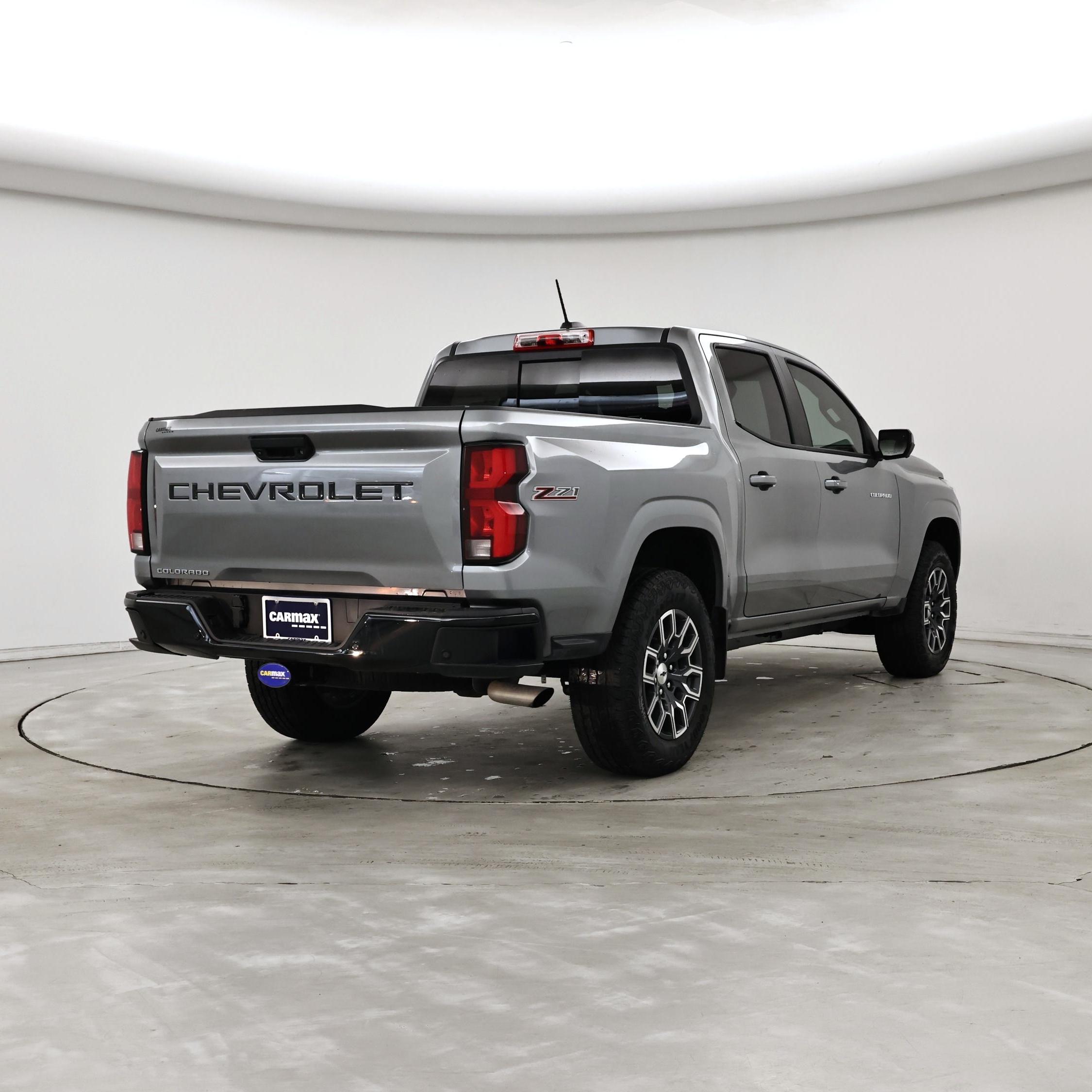 Thumbnail: 2024 Chevrolet Colorado - 8