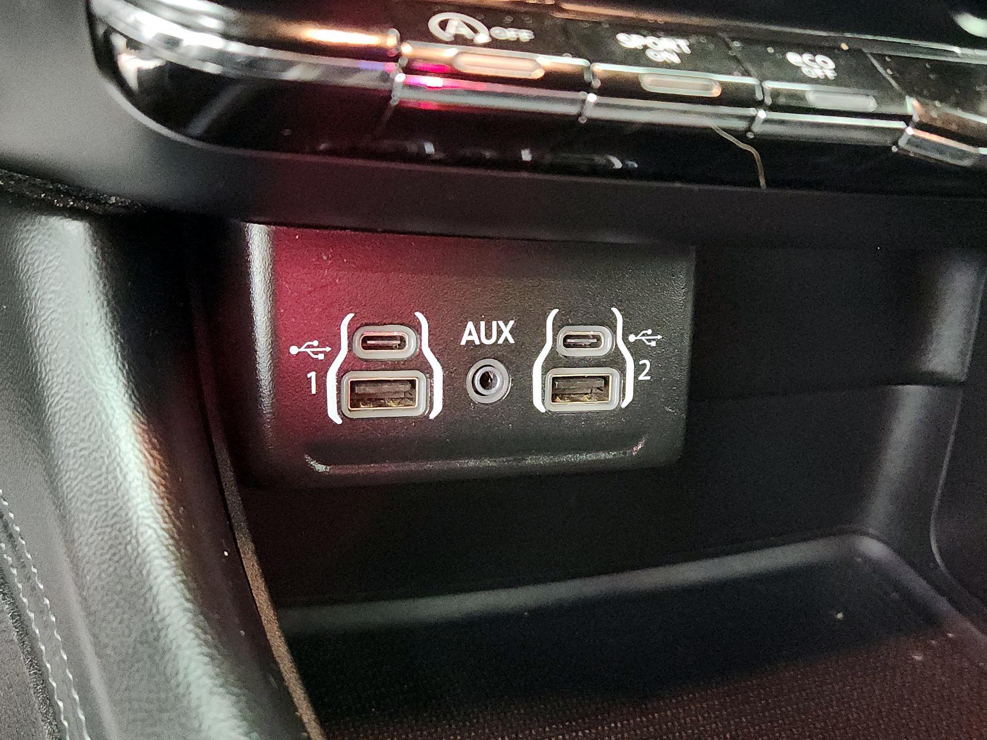 Thumbnail: 2022 Dodge Durango - 18