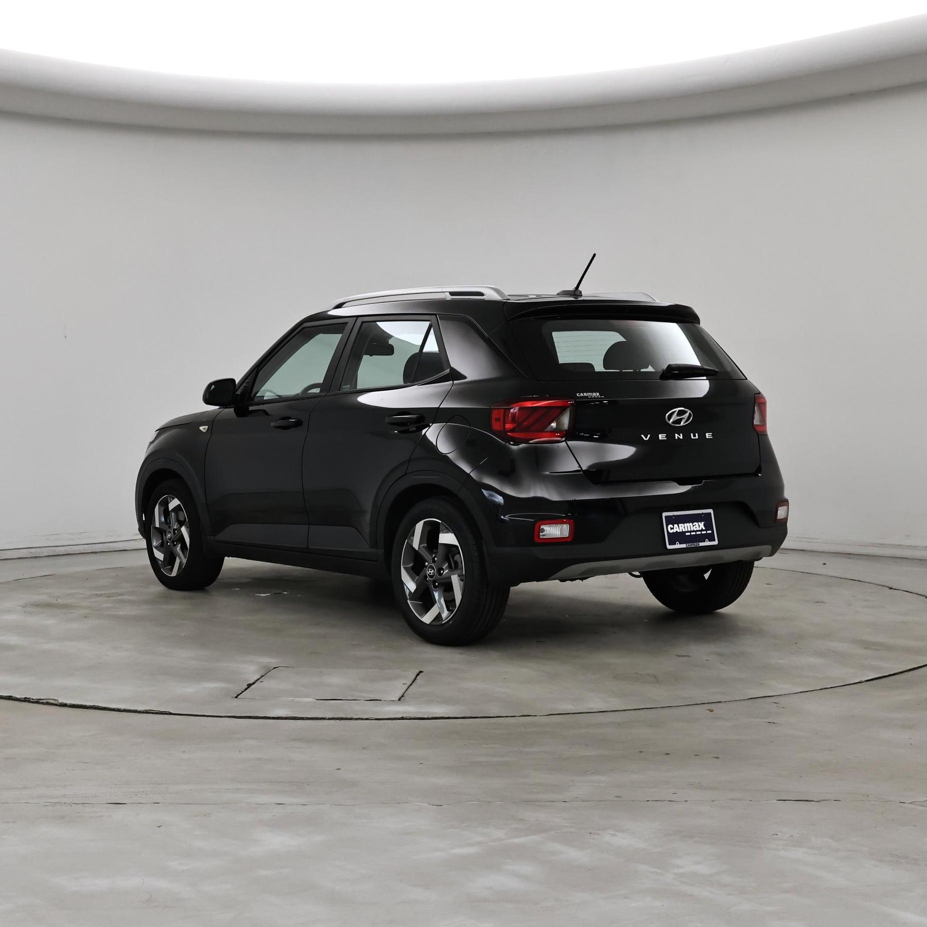 Thumbnail: 2023 Hyundai Venue - 2