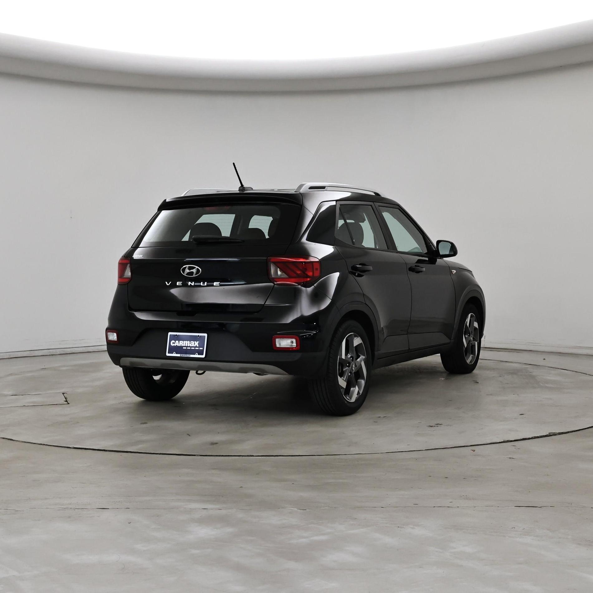 Thumbnail: 2023 Hyundai Venue - 8