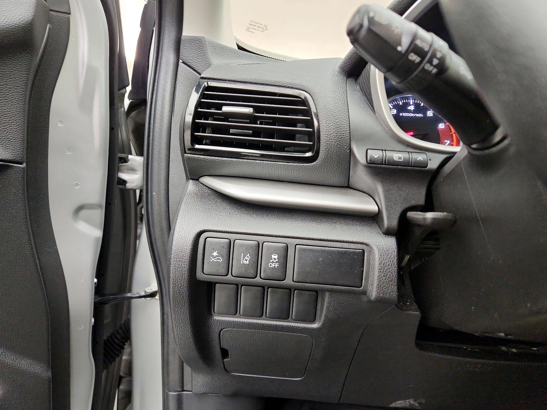 Thumbnail: 2023 Mitsubishi Eclipse Cross - 13