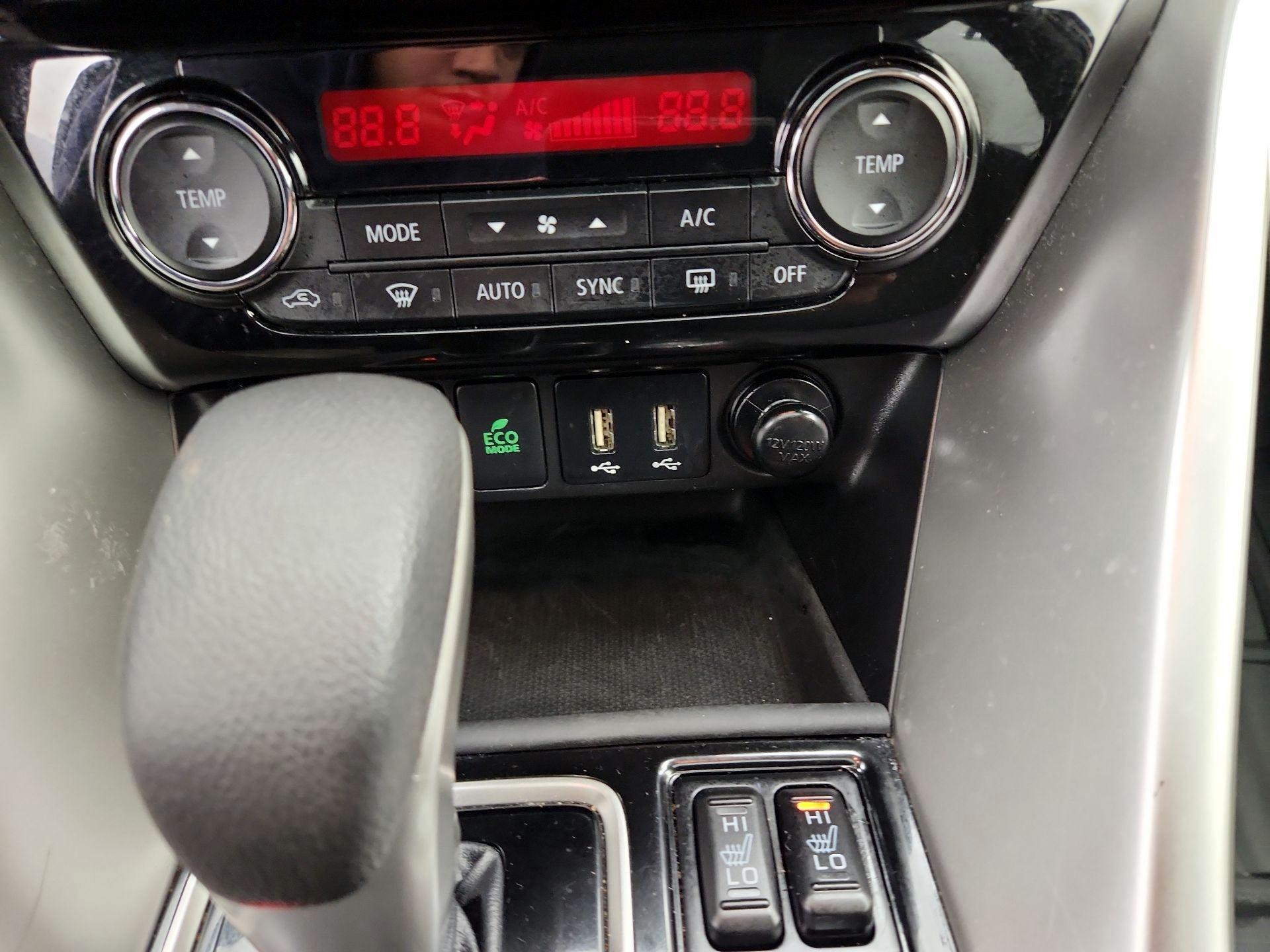 Thumbnail: 2023 Mitsubishi Eclipse Cross - 19