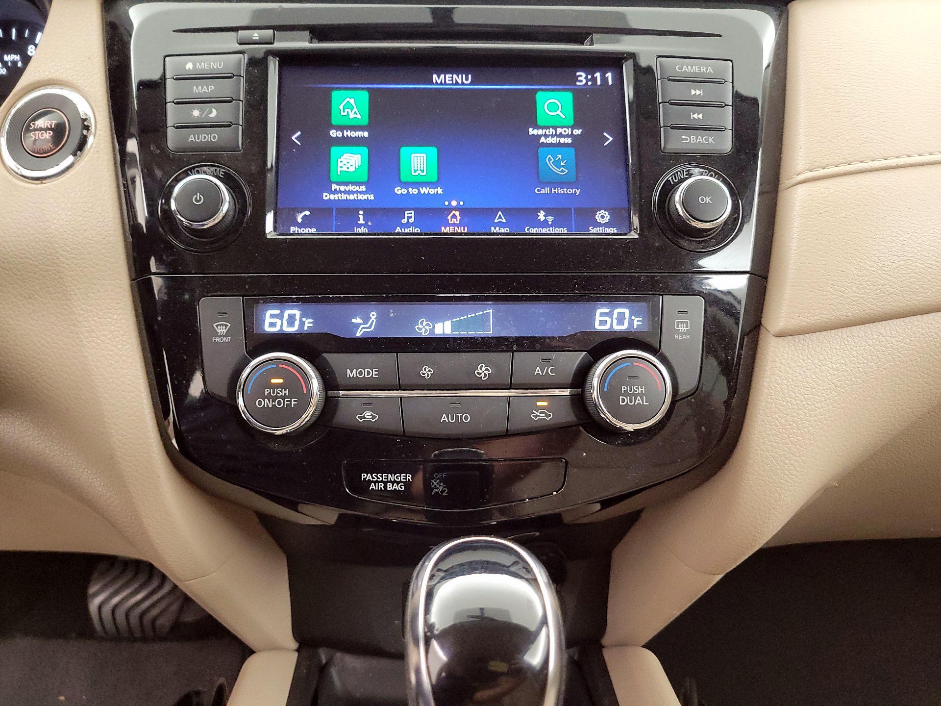 Thumbnail: 2018 Nissan Rogue - 17