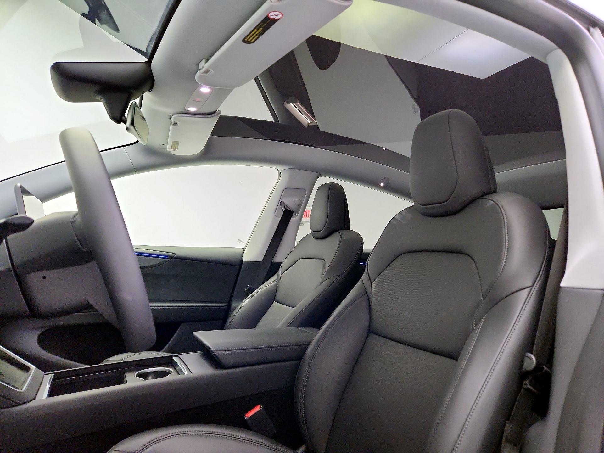 Thumbnail: 2026 Tesla Model Y - 20