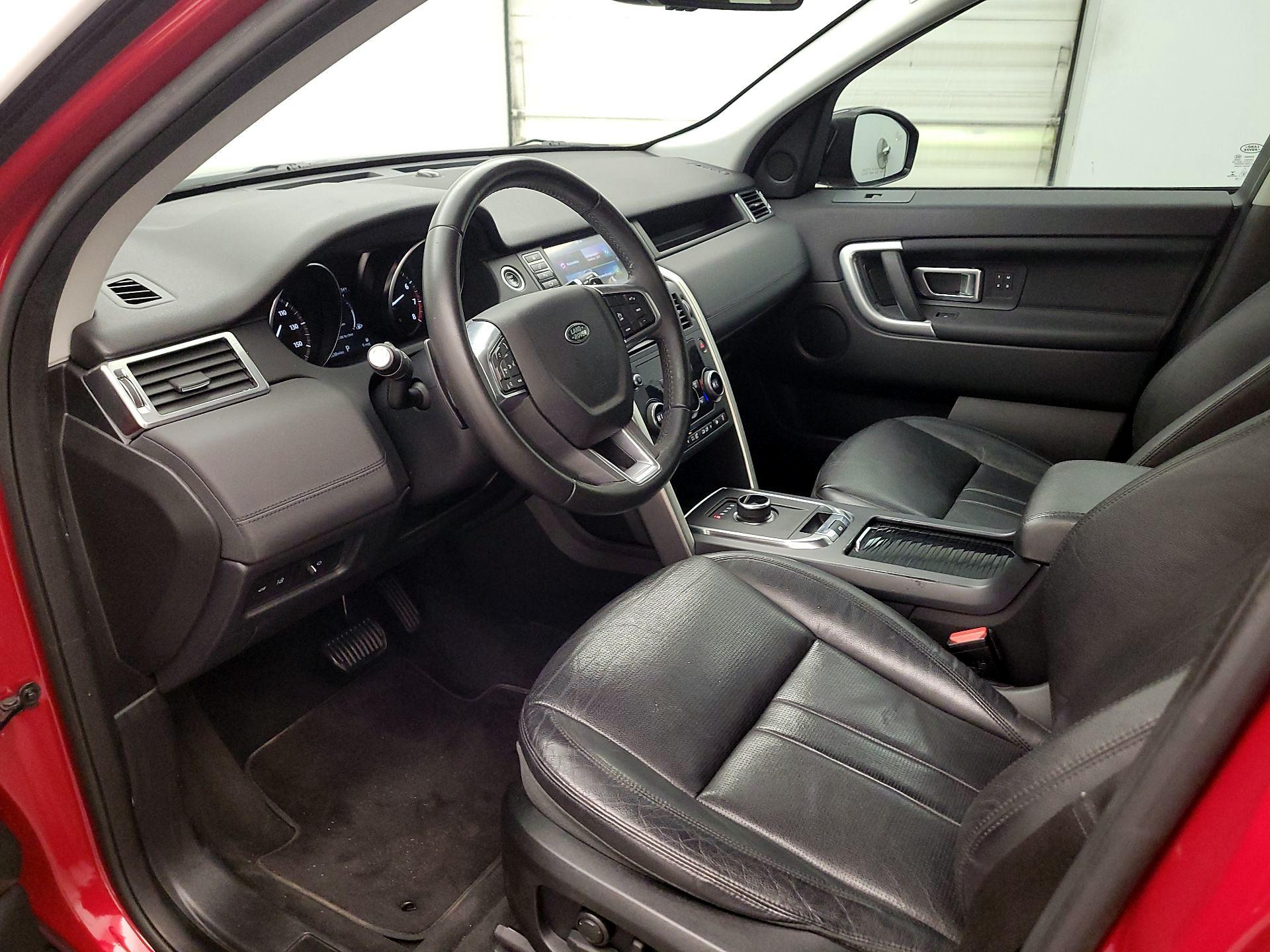 Thumbnail: 2019 Land Rover Discovery Sport - 11