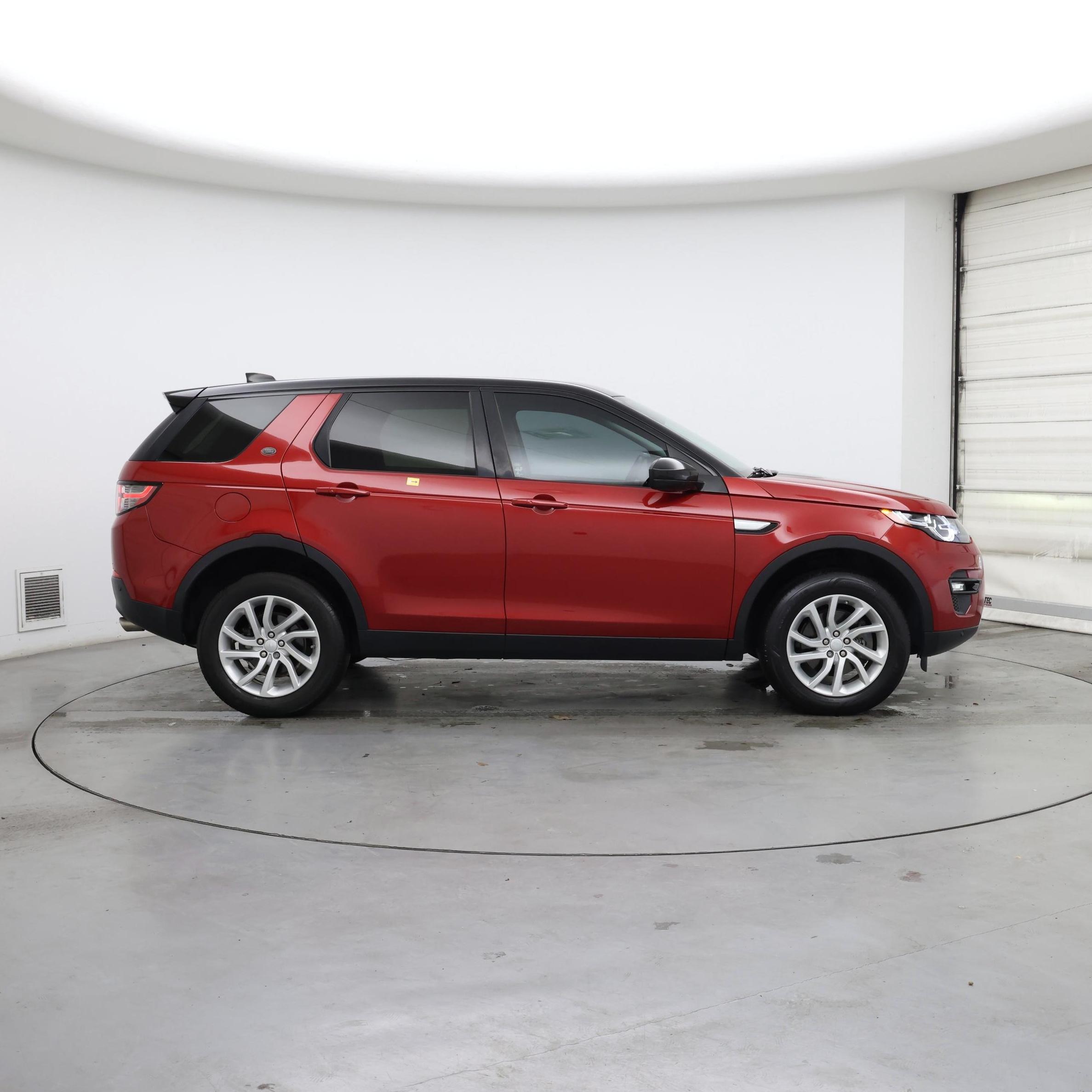 Thumbnail: 2019 Land Rover Discovery Sport - 7