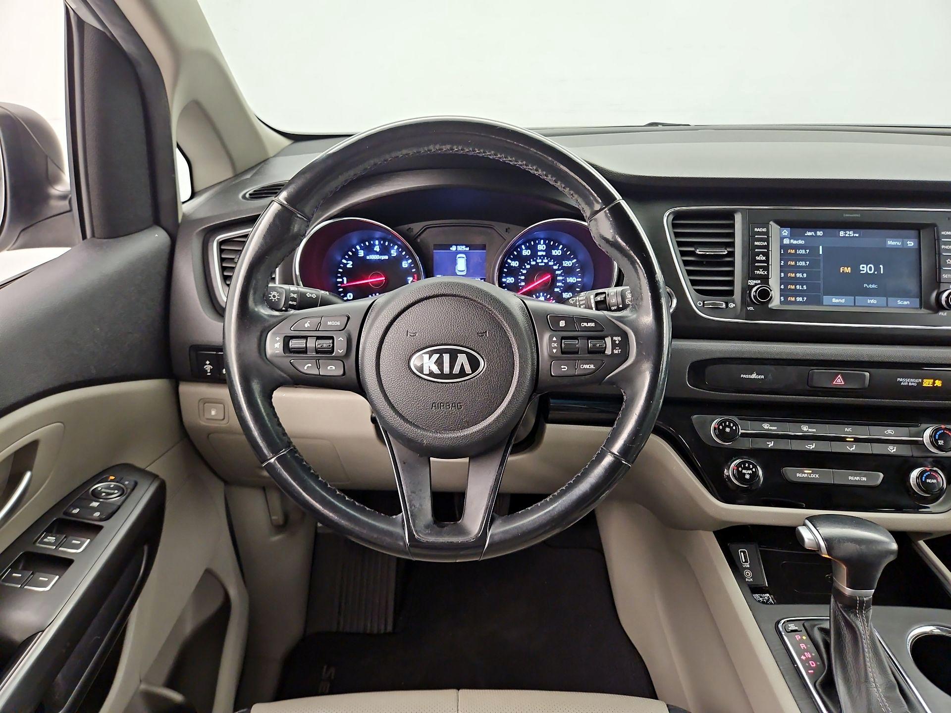 Thumbnail: 2021 Kia Sedona - 10