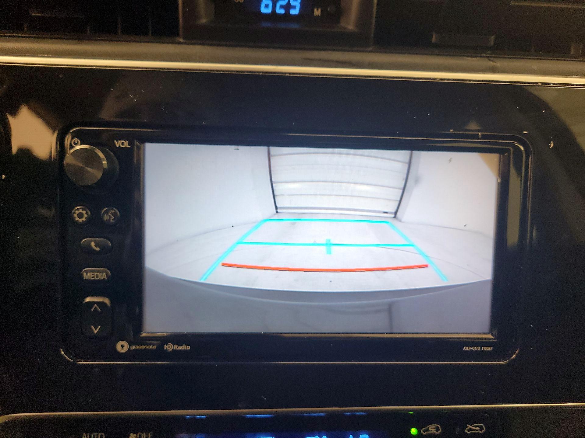 Thumbnail: 2018 Toyota Corolla iM - 14