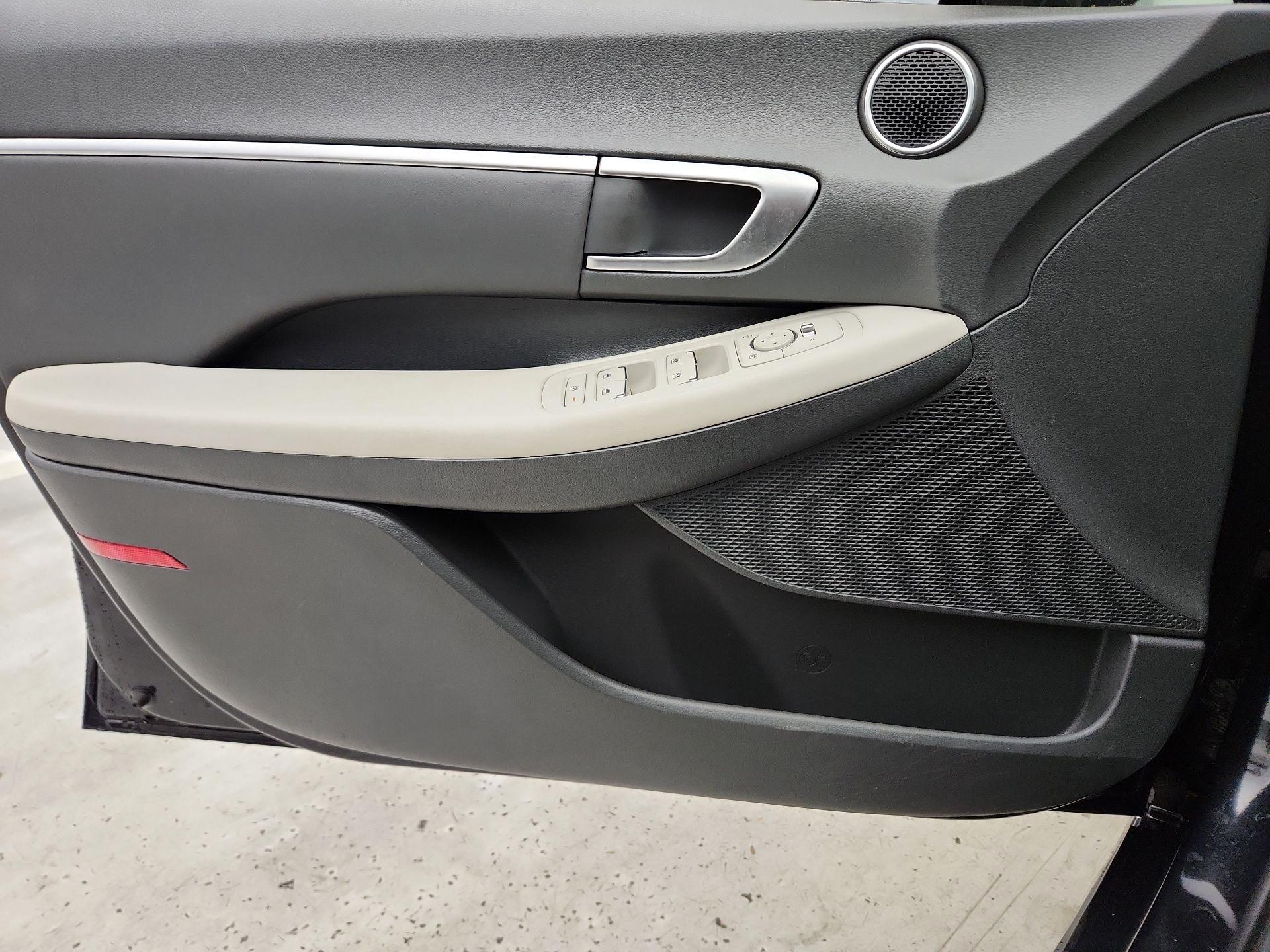 Thumbnail: 2024 Hyundai Sonata - 12