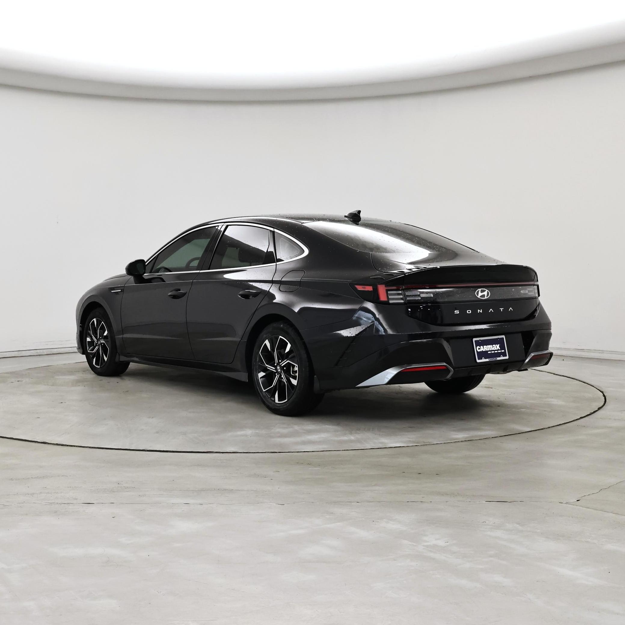 Thumbnail: 2024 Hyundai Sonata - 2