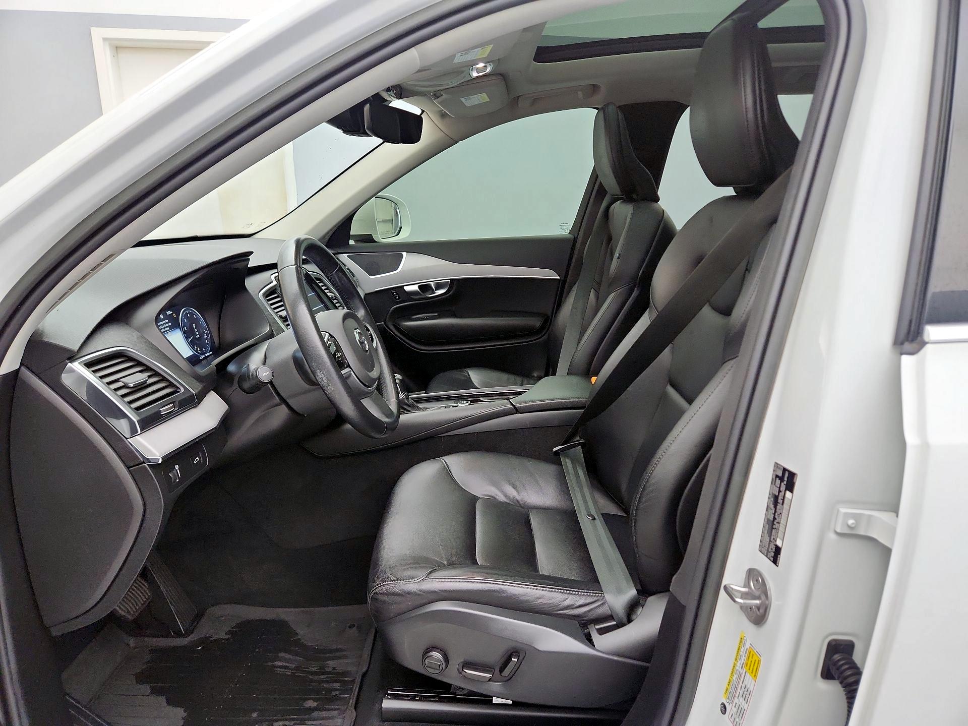 Thumbnail: 2022 Volvo XC90 - 11