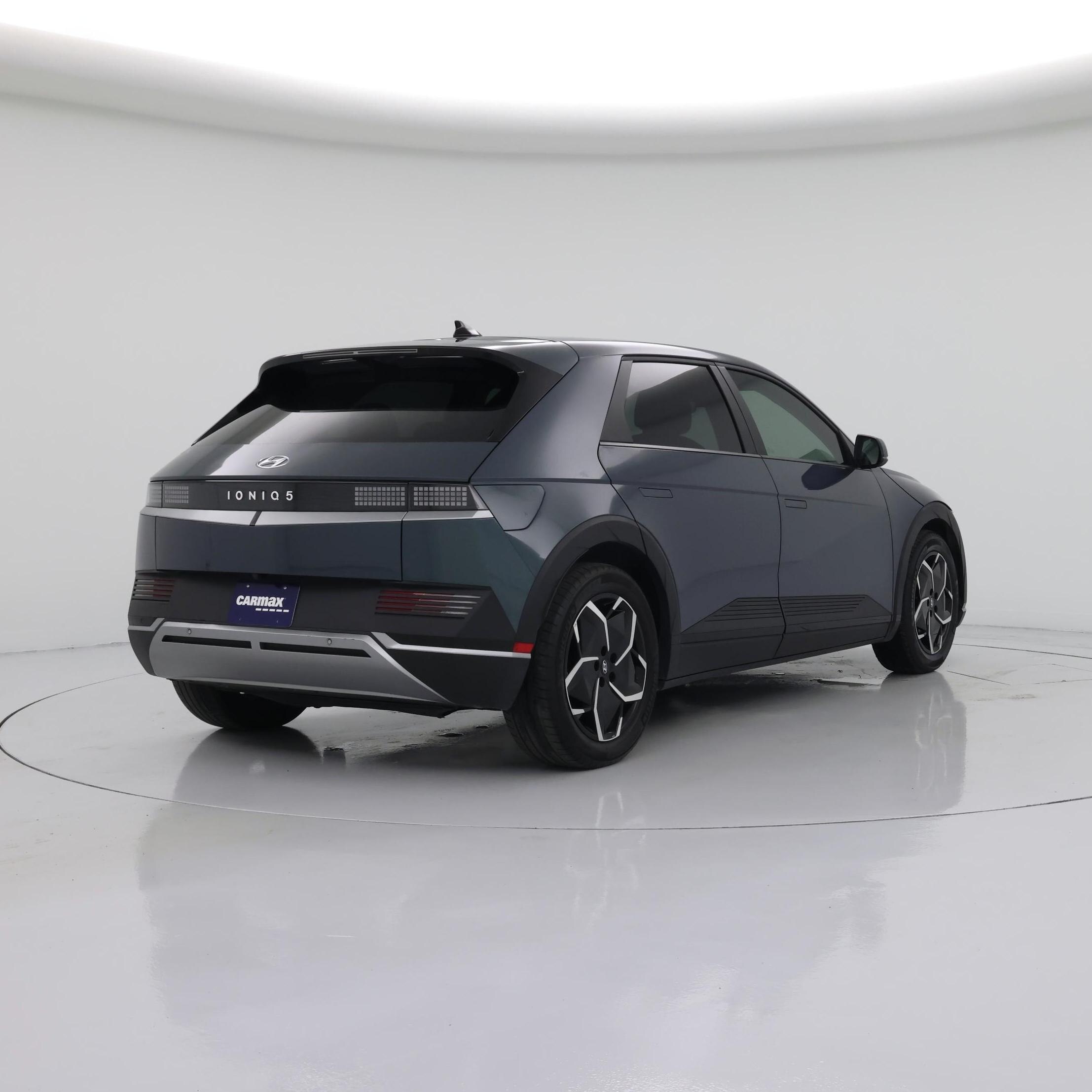 Thumbnail: 2023 Hyundai Ioniq 5 - 8