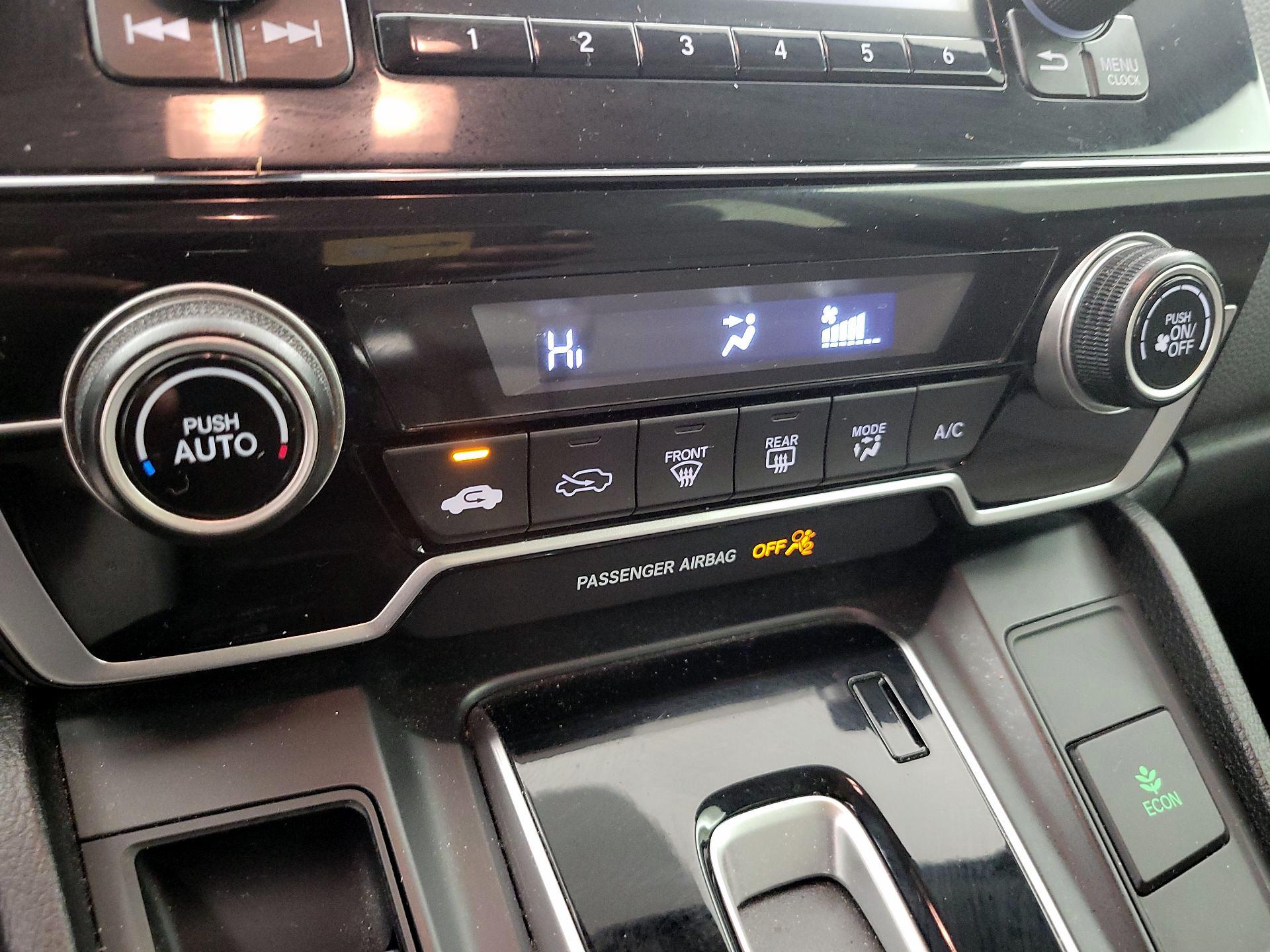 Thumbnail: 2017 Honda CR-V - 16