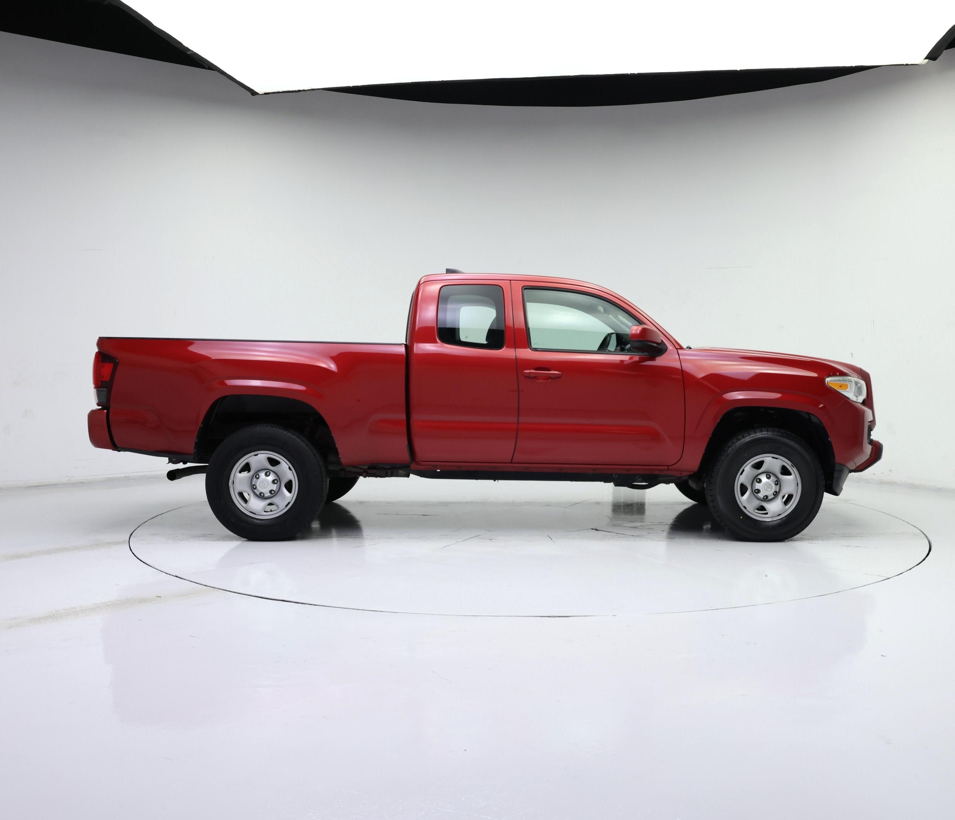 Thumbnail: 2018 Toyota Tacoma - 7