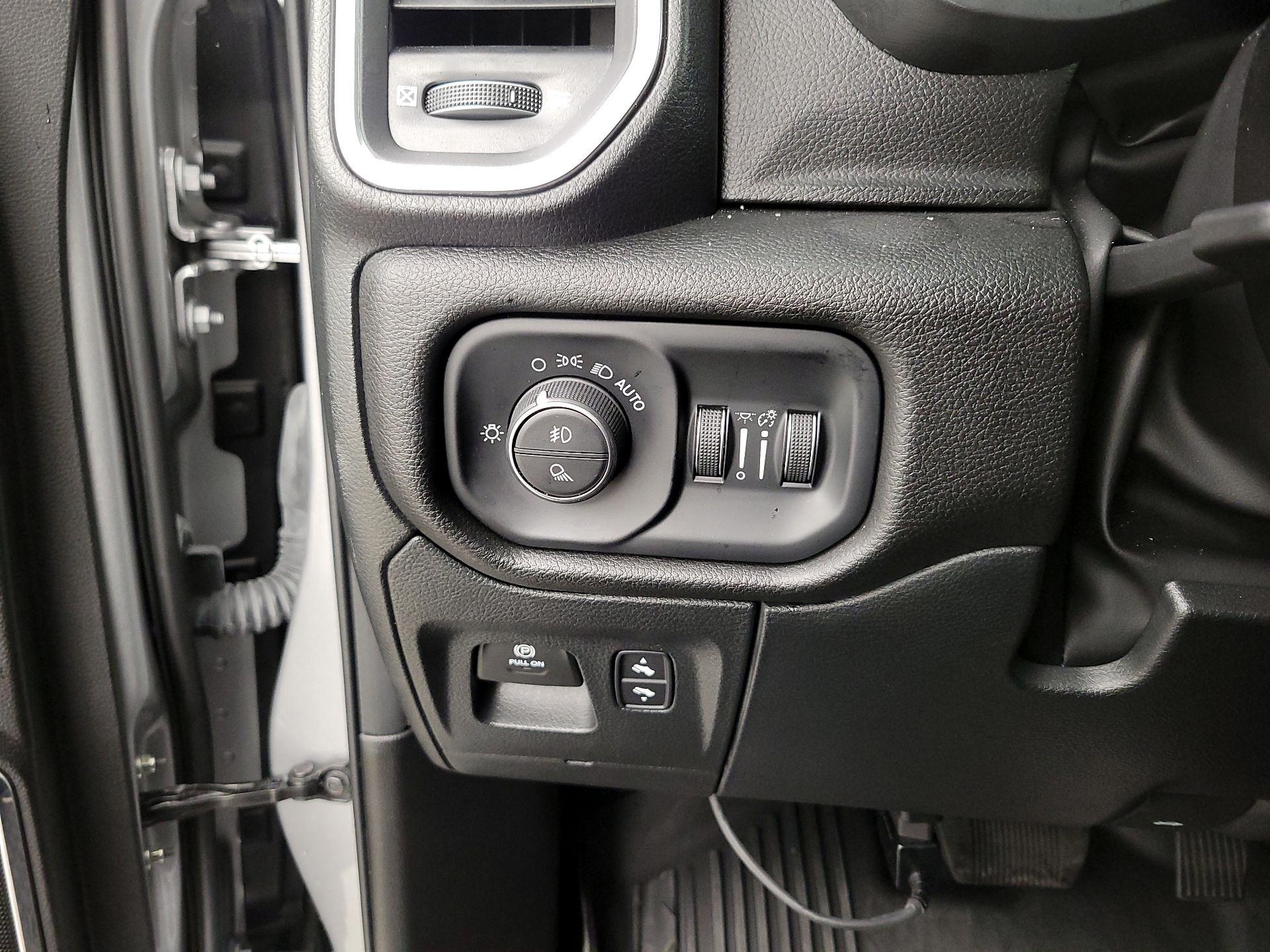 Thumbnail: 2024 RAM 1500 - 13