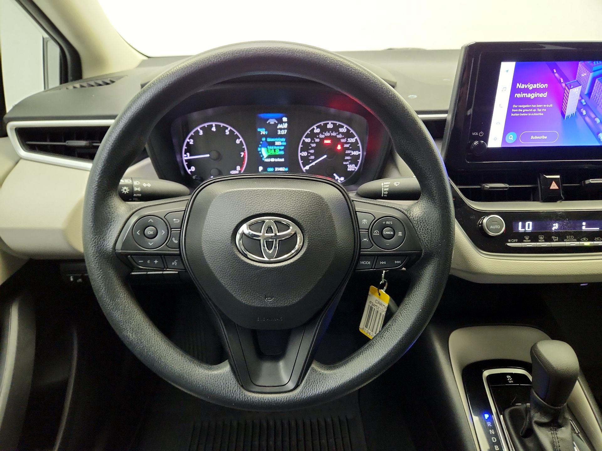 Thumbnail: 2025 Toyota Corolla - 10