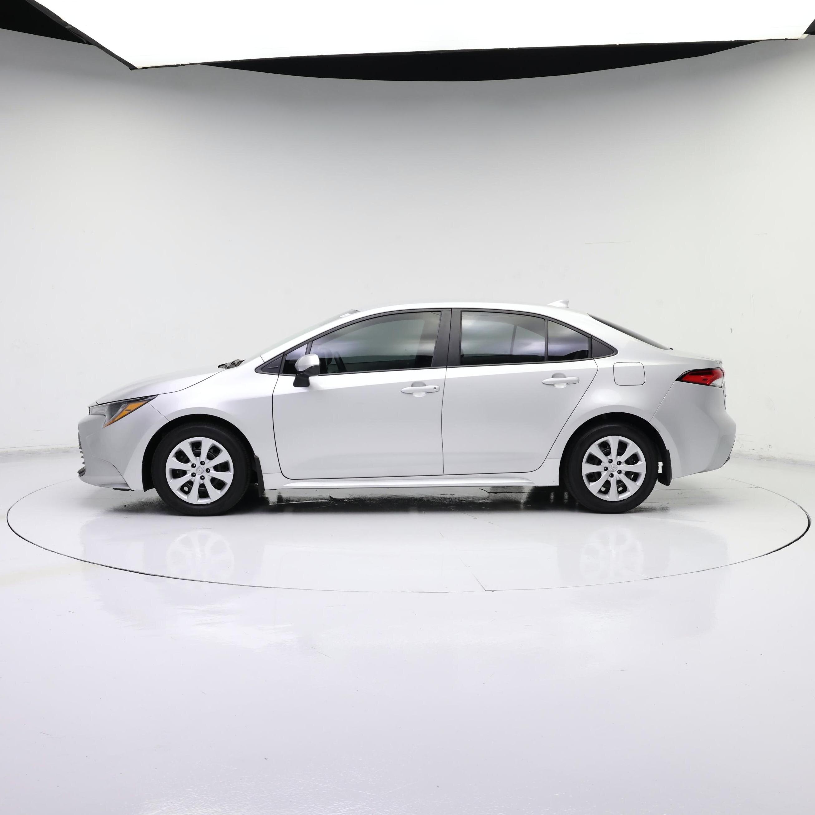 Thumbnail: 2025 Toyota Corolla - 3