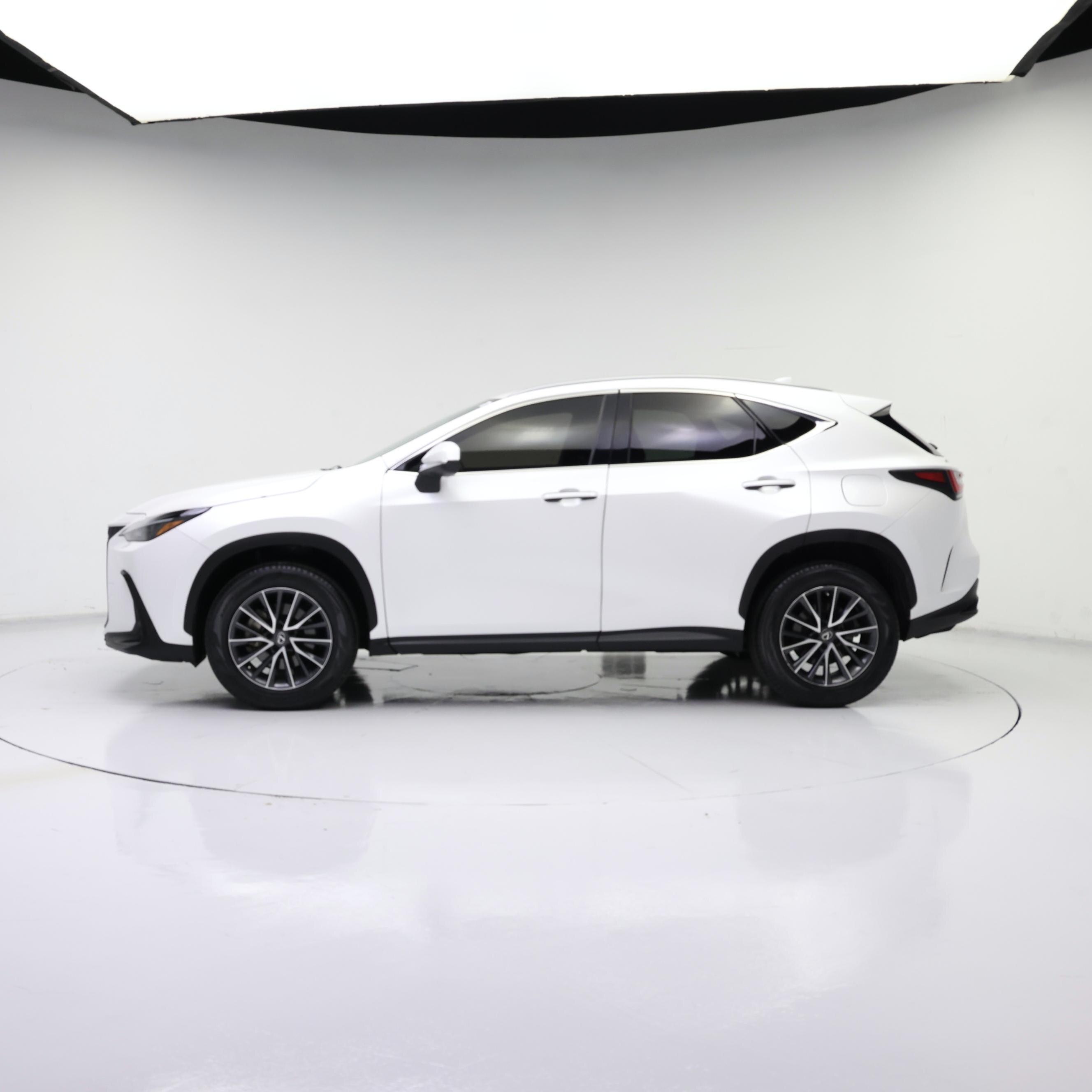 Thumbnail: 2023 Lexus NX - 3