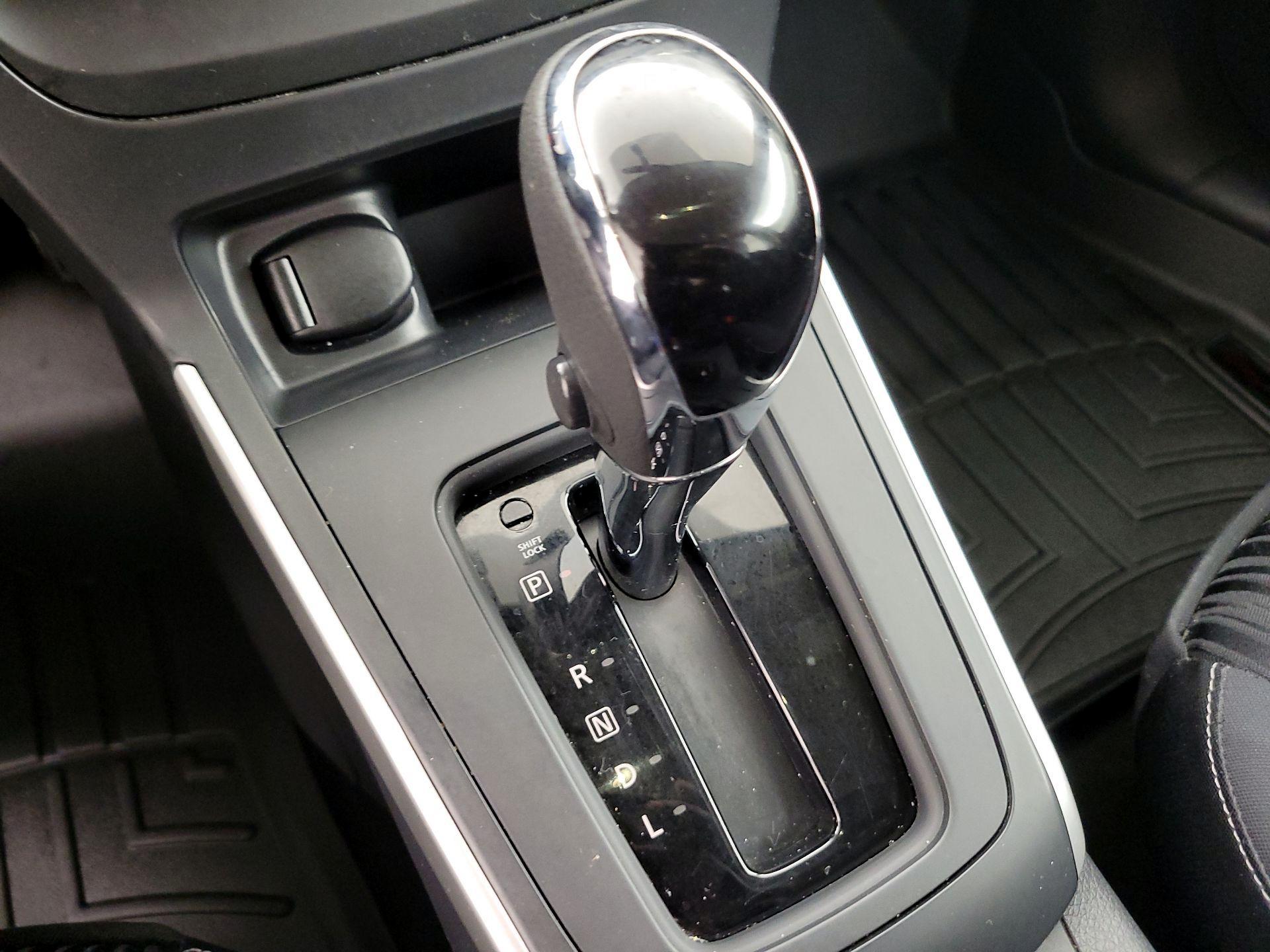 Thumbnail: 2017 Nissan Sentra - 17