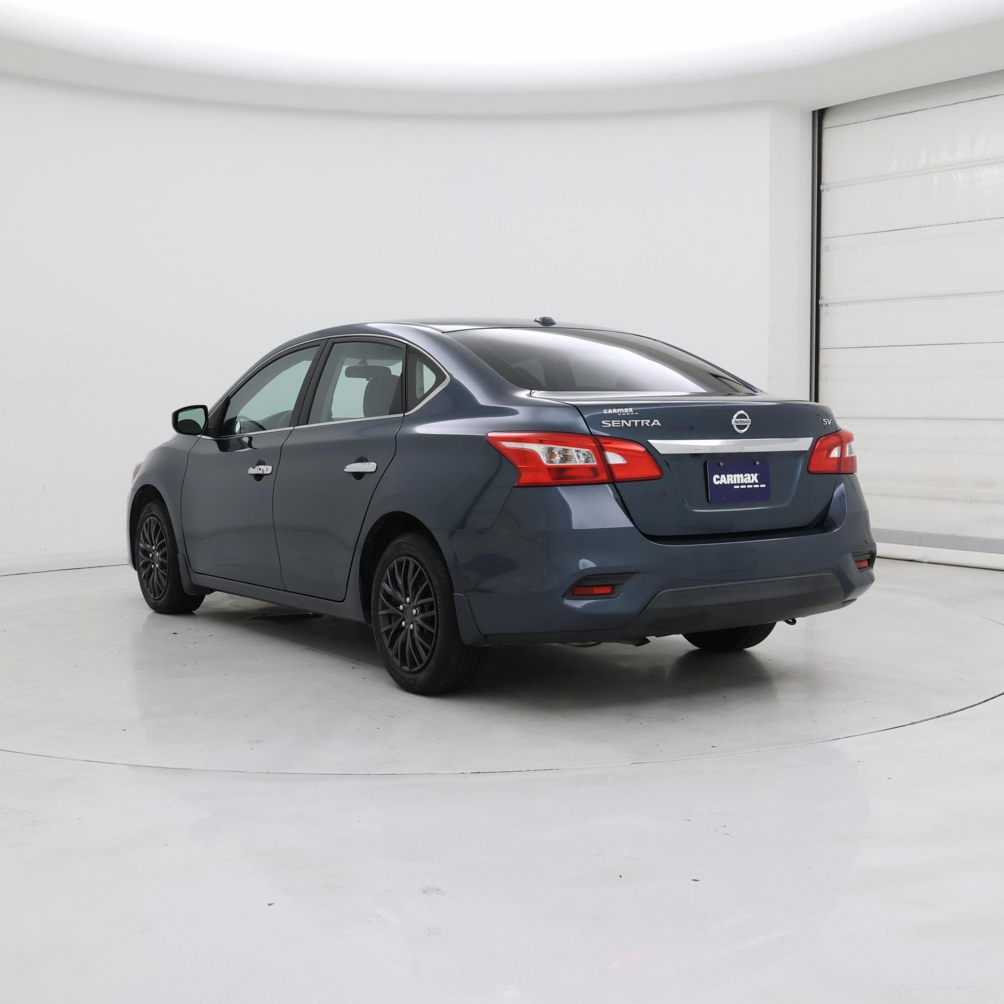 Thumbnail: 2017 Nissan Sentra - 2