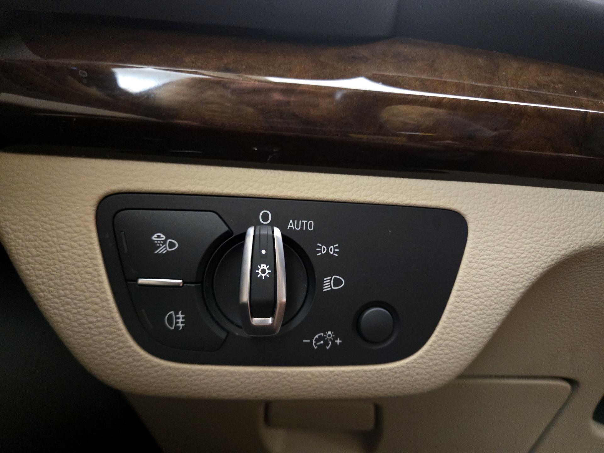 Thumbnail: 2020 Audi Q5 - 13