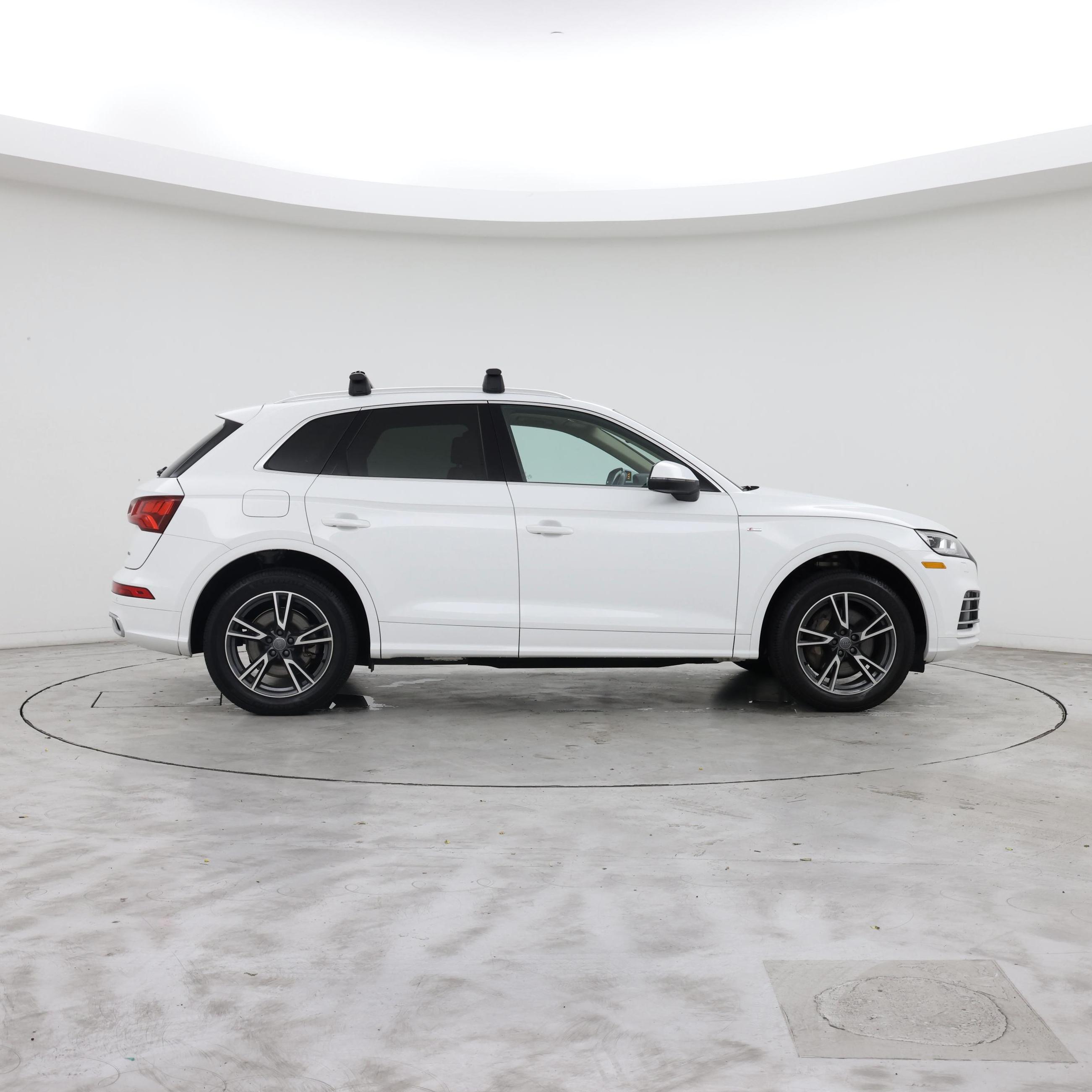 Thumbnail: 2020 Audi Q5 - 7