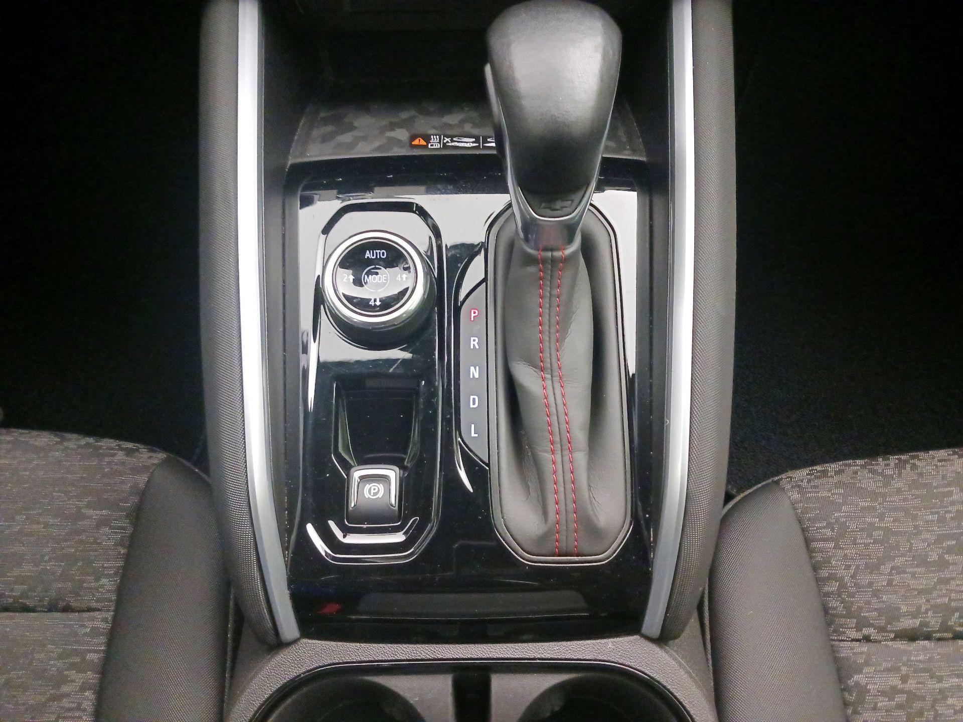 Thumbnail: 2023 Chevrolet Colorado - 17