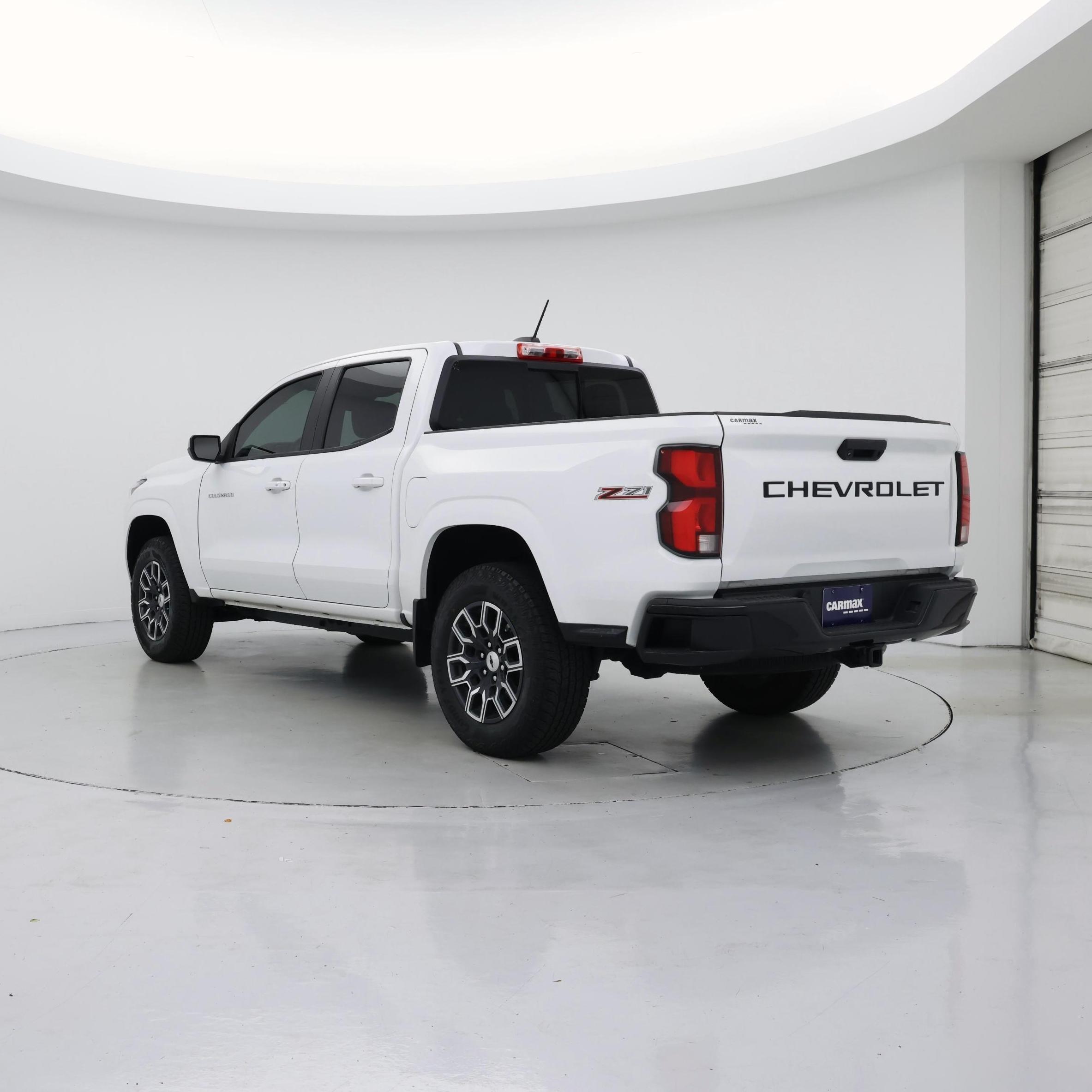 Thumbnail: 2023 Chevrolet Colorado - 2